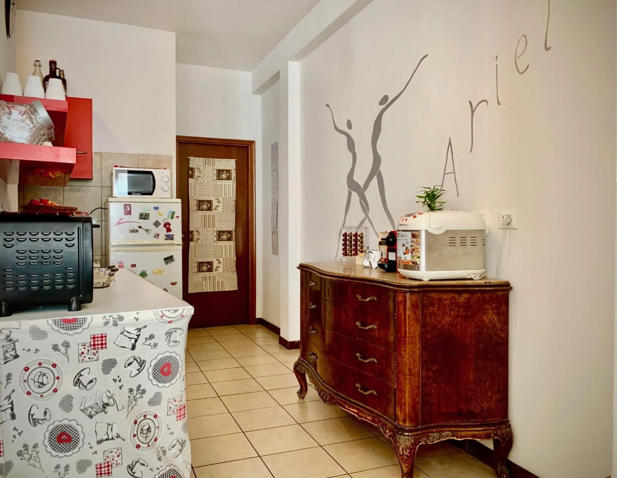 Kitchen or kitchenette in Ariel B&B