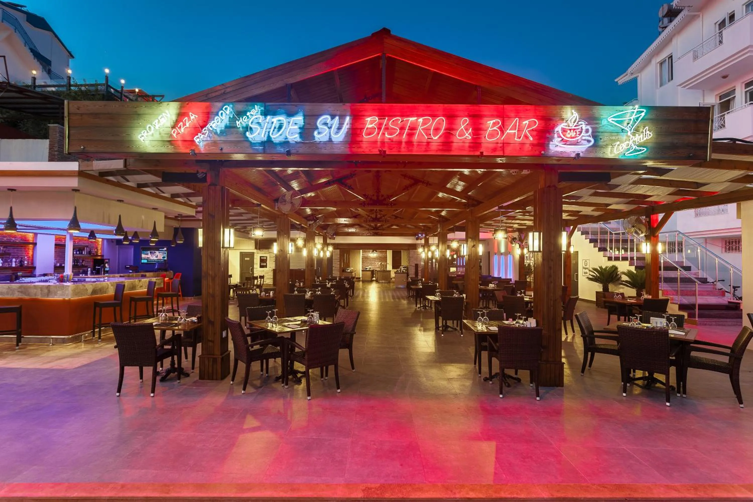 Evening entertainment in Side Su Hotel - Adult Only (+16)