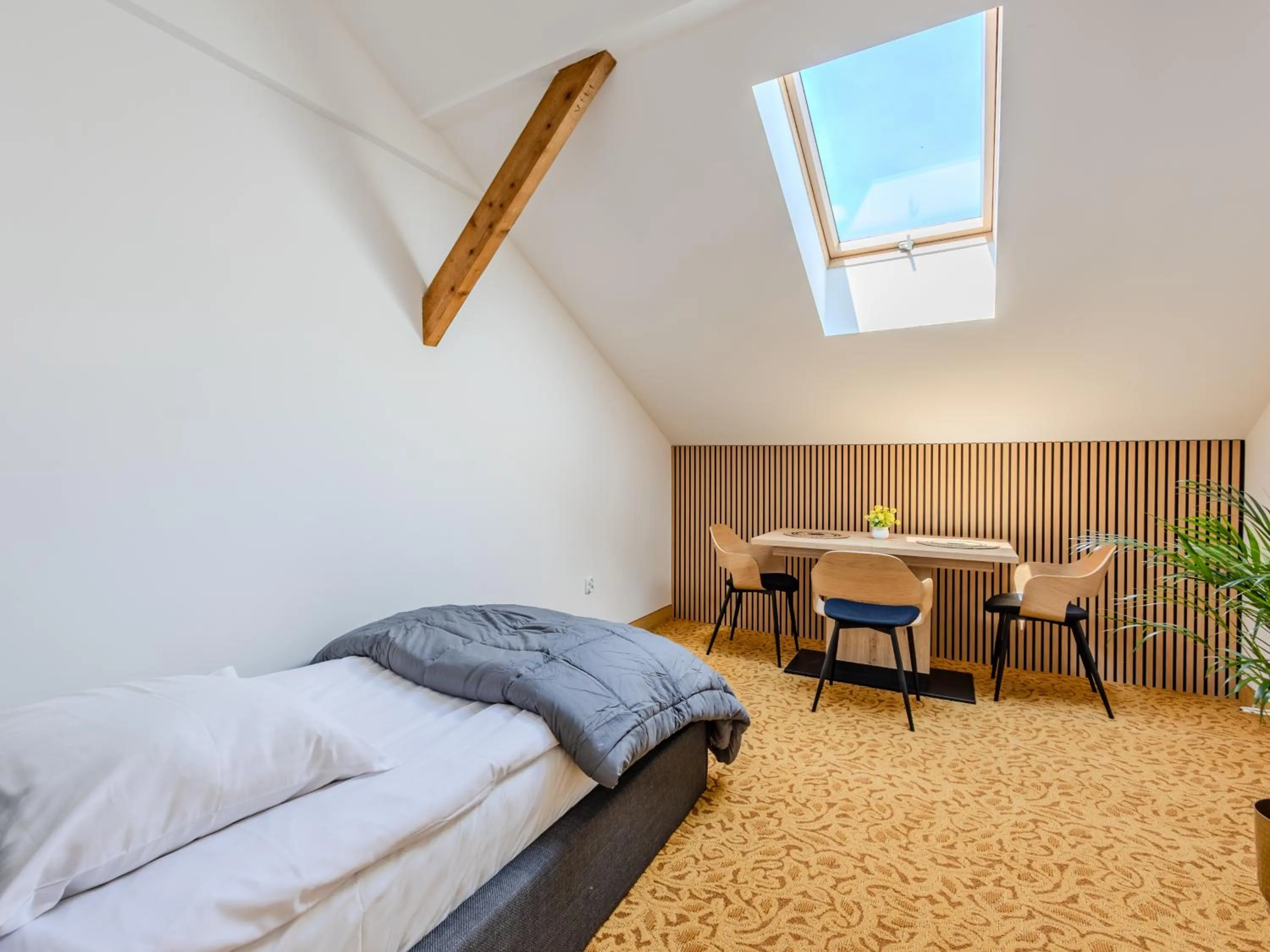 Living room, Bed in The Old Townhouse II