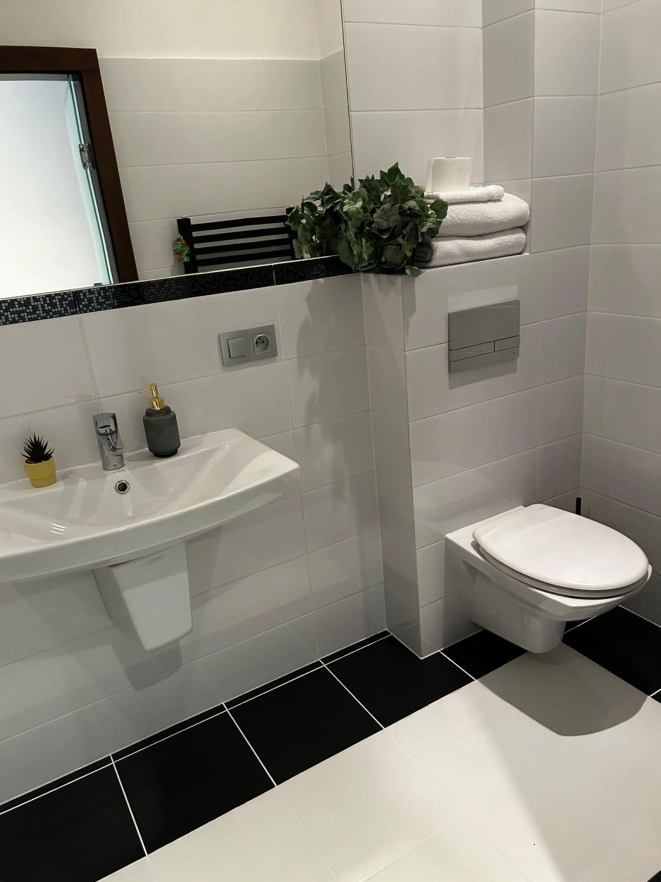 The Old Townhouse II