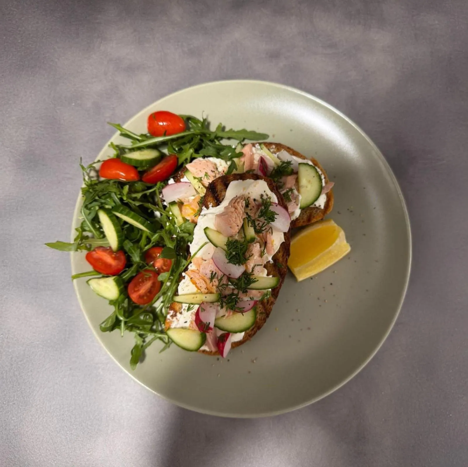 Restaurant/places to eat in The Old Townhouse II