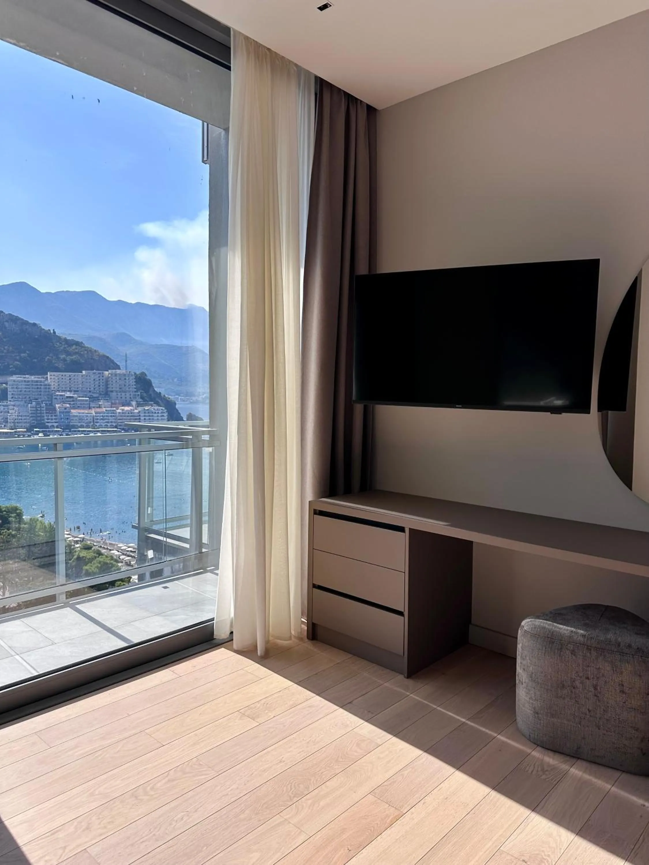 Bed in Sea Star Budva