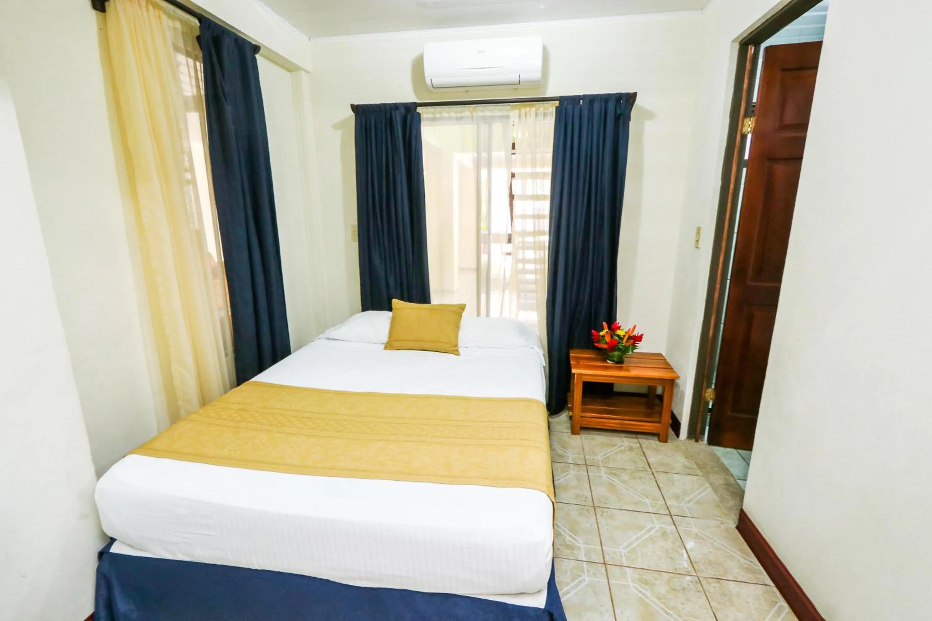 Bed in Hotel Flor Blanca