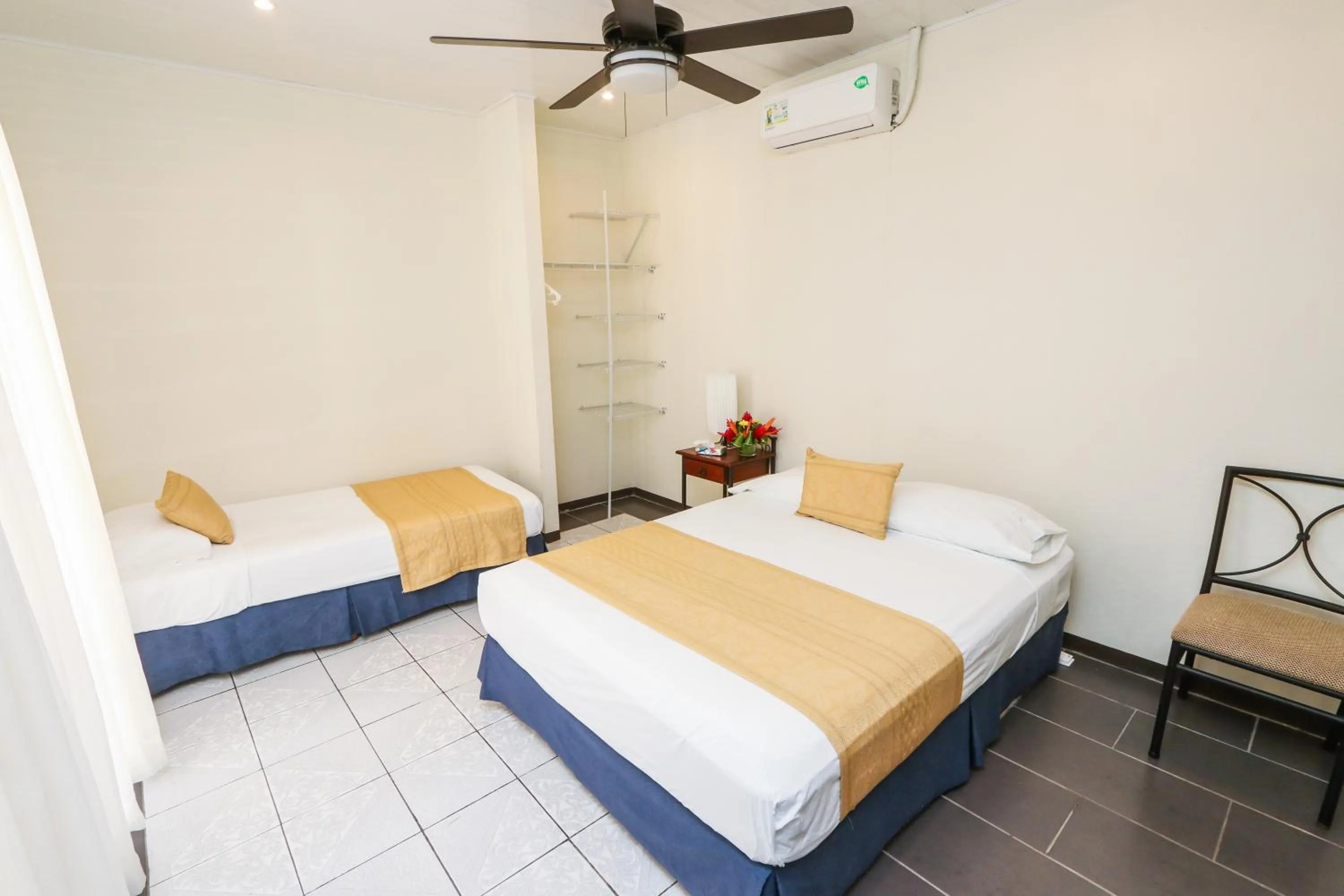 Bed in Hotel Flor Blanca