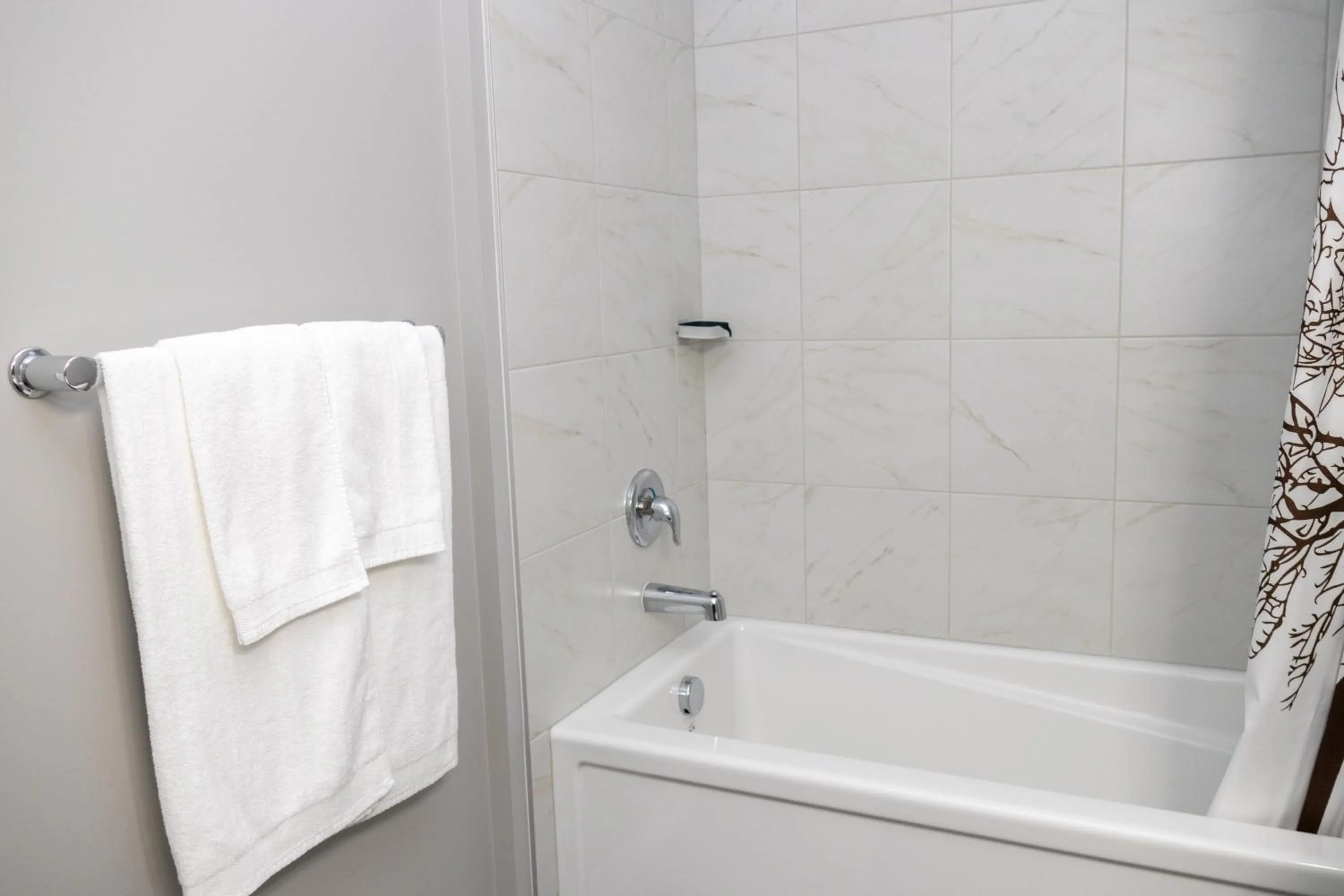 Shower in The Jade Place