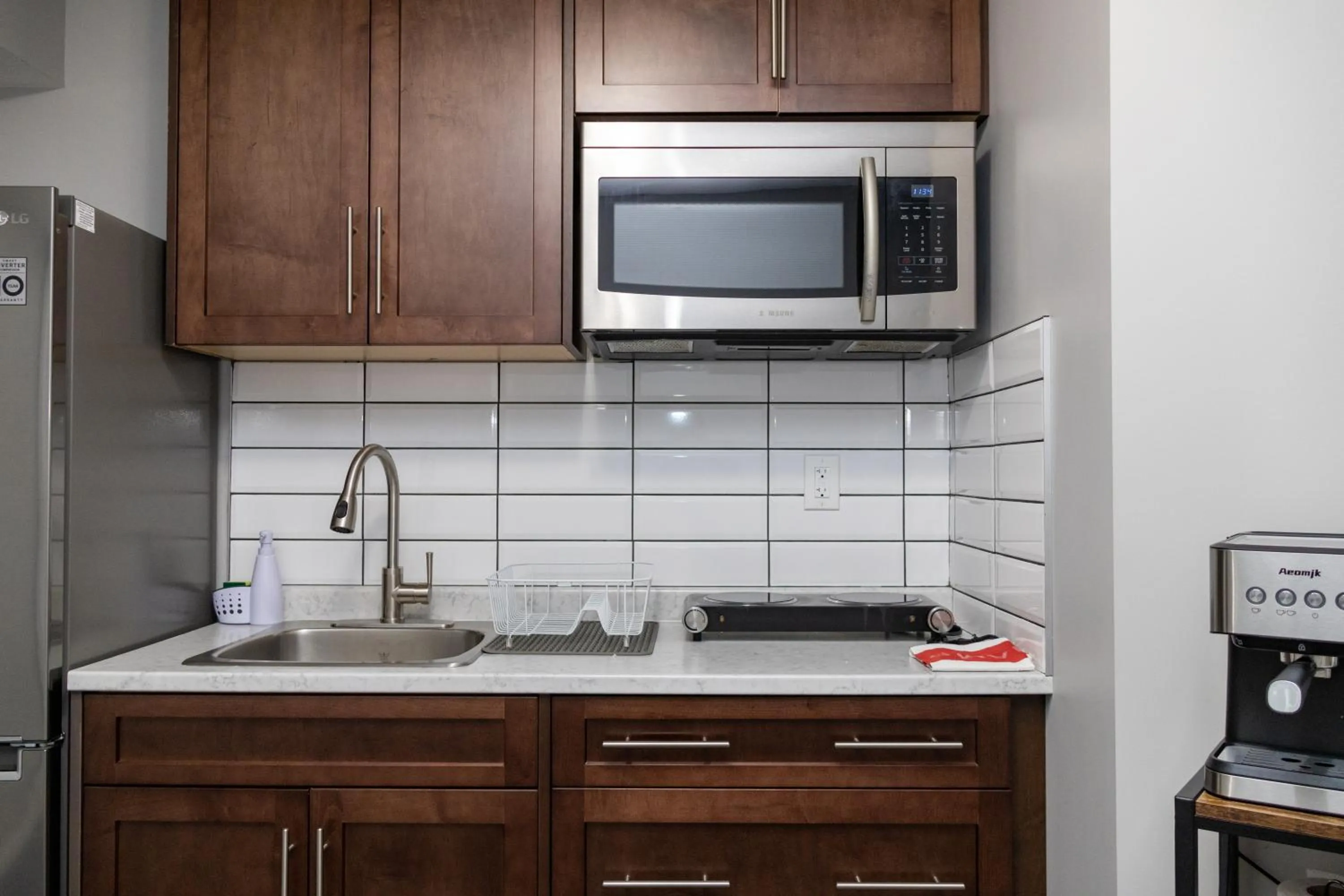 Kitchen or kitchenette in The Jade Place