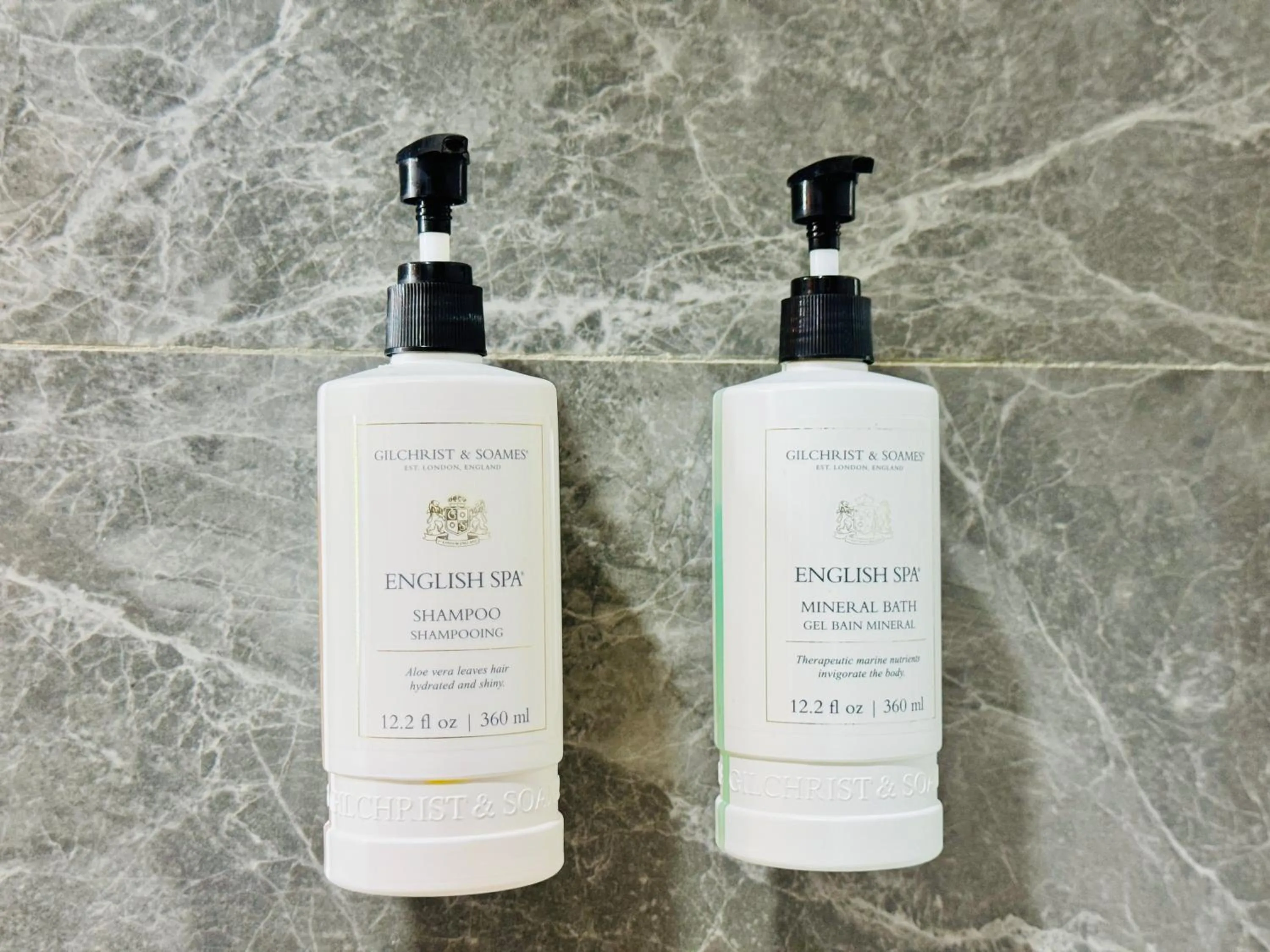 Shower in Garnet Mir Hotel