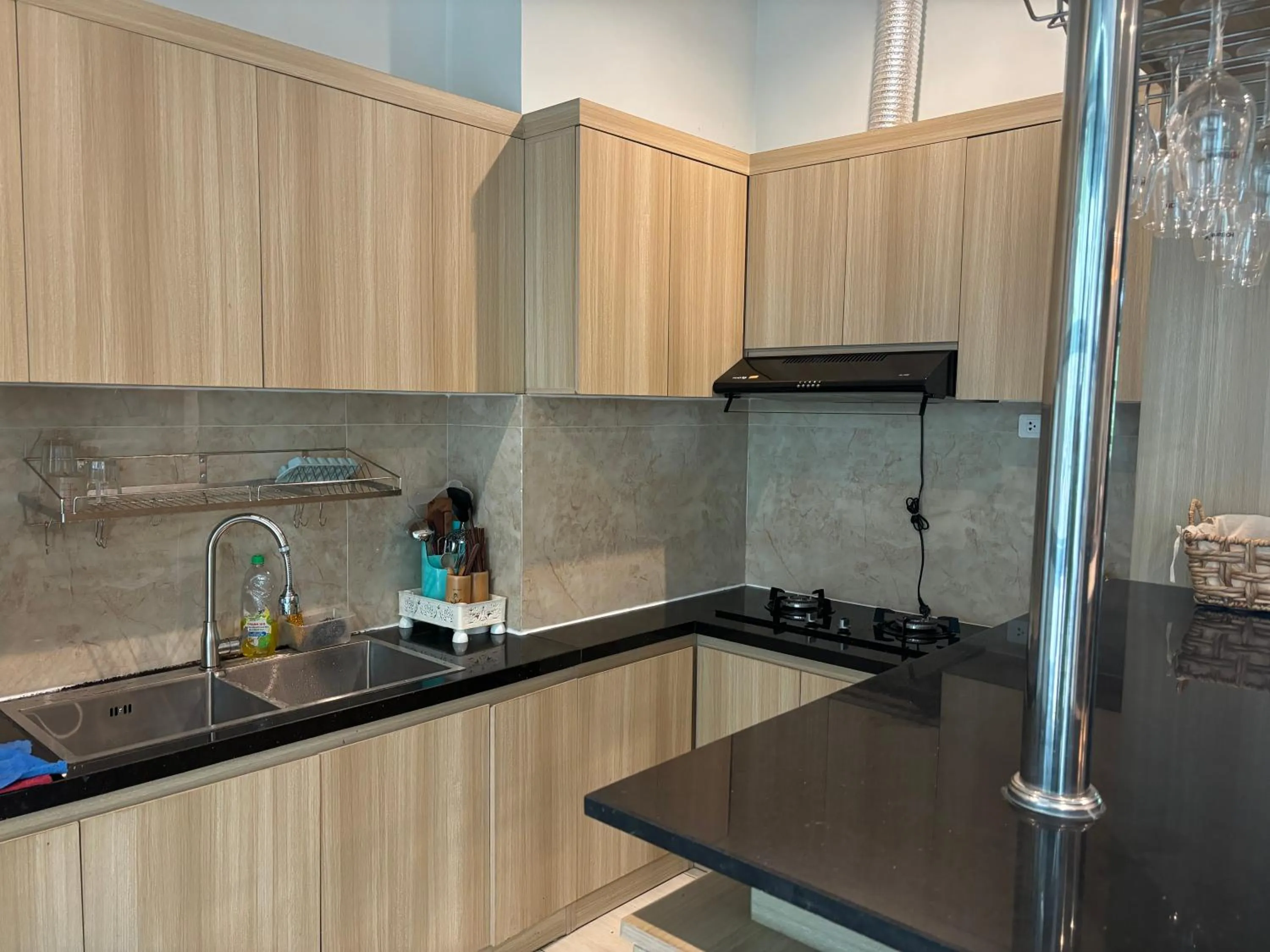 Kitchen or kitchenette in Green Inn Phu Quoc Hotel