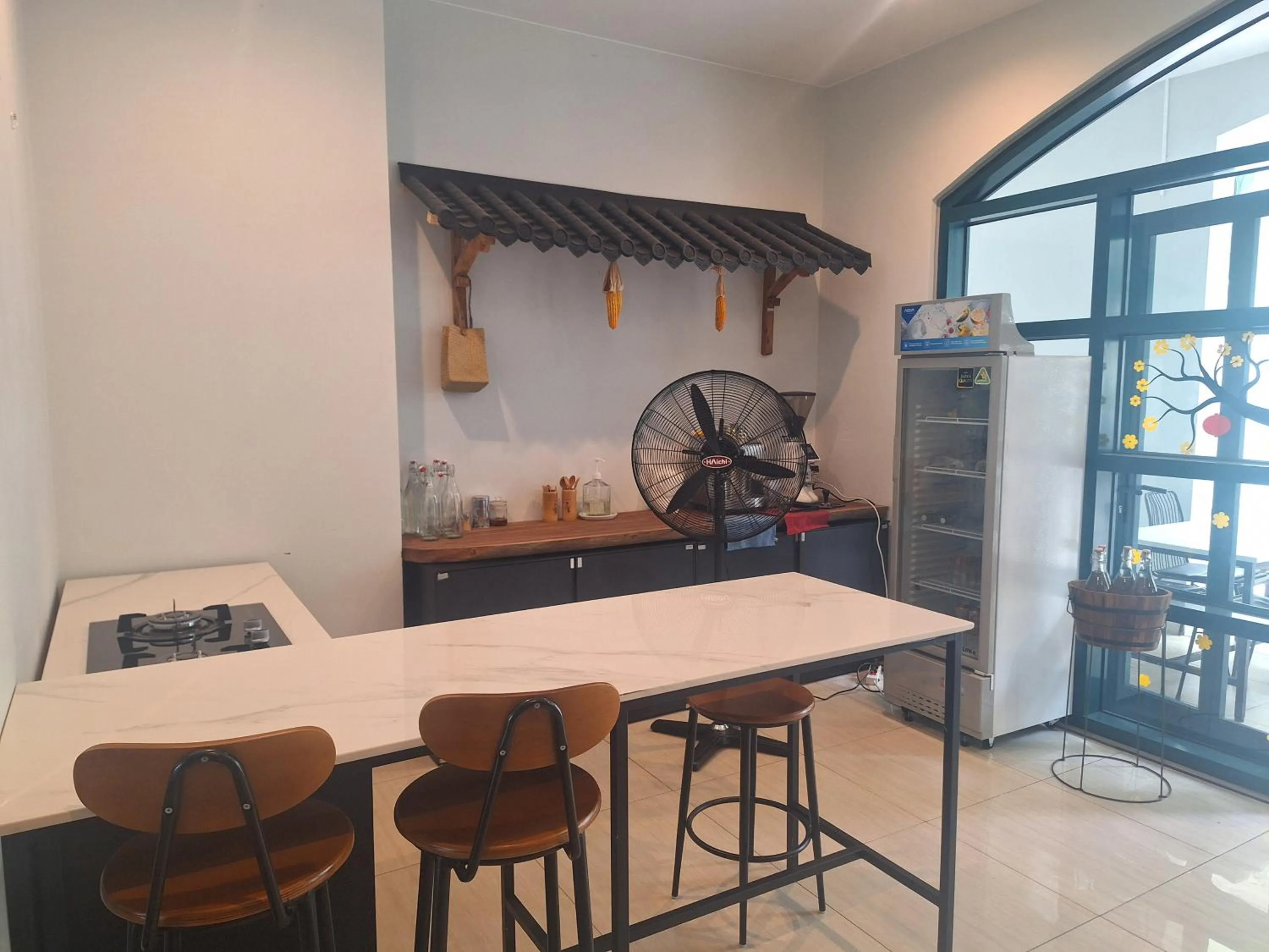 Kitchen or kitchenette in Green Inn Phu Quoc Hotel