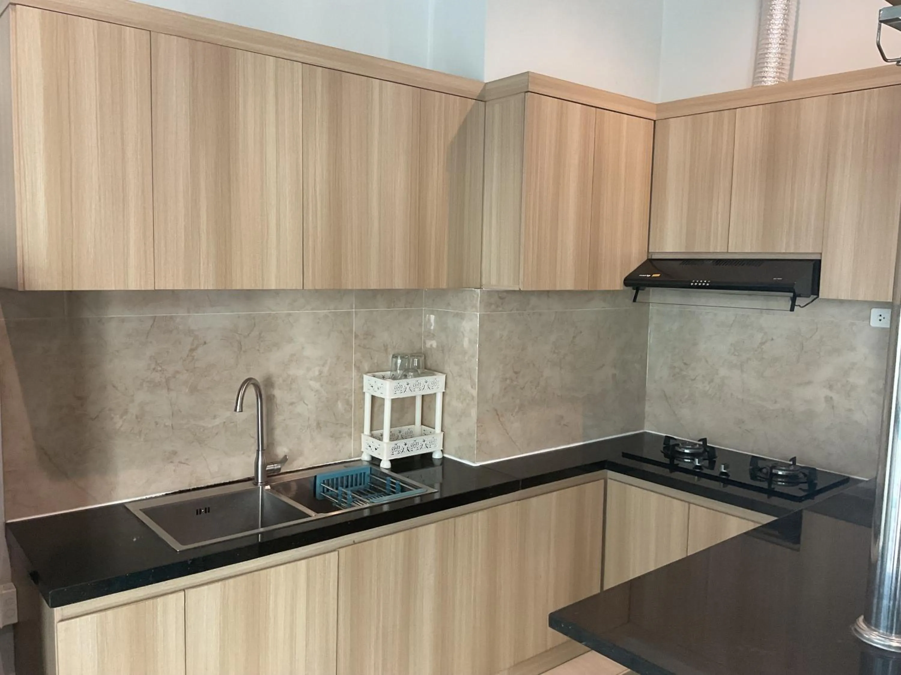 Kitchen or kitchenette in Green Inn Phu Quoc Hotel