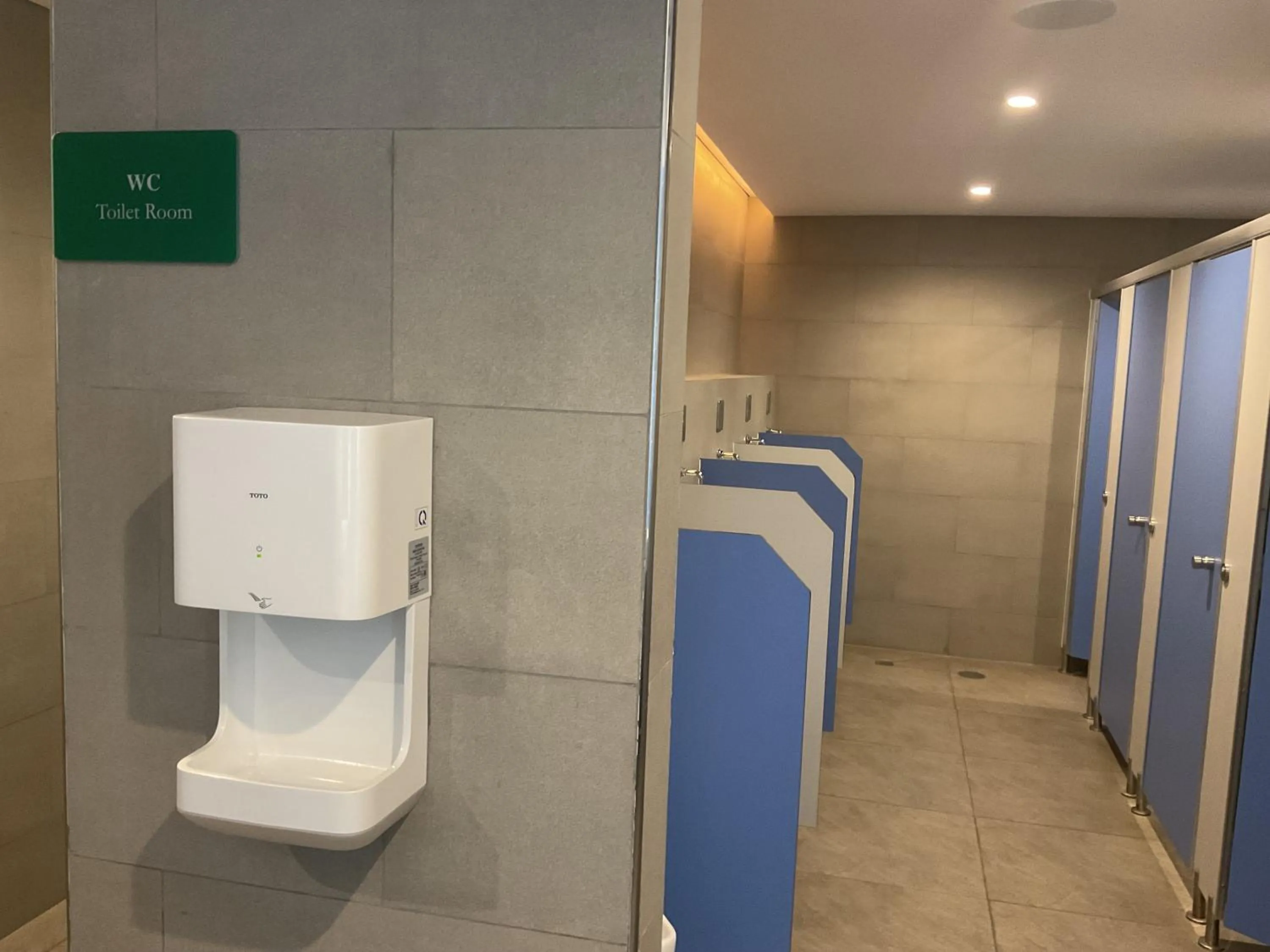 Public Bath in Green Inn Phu Quoc Hotel