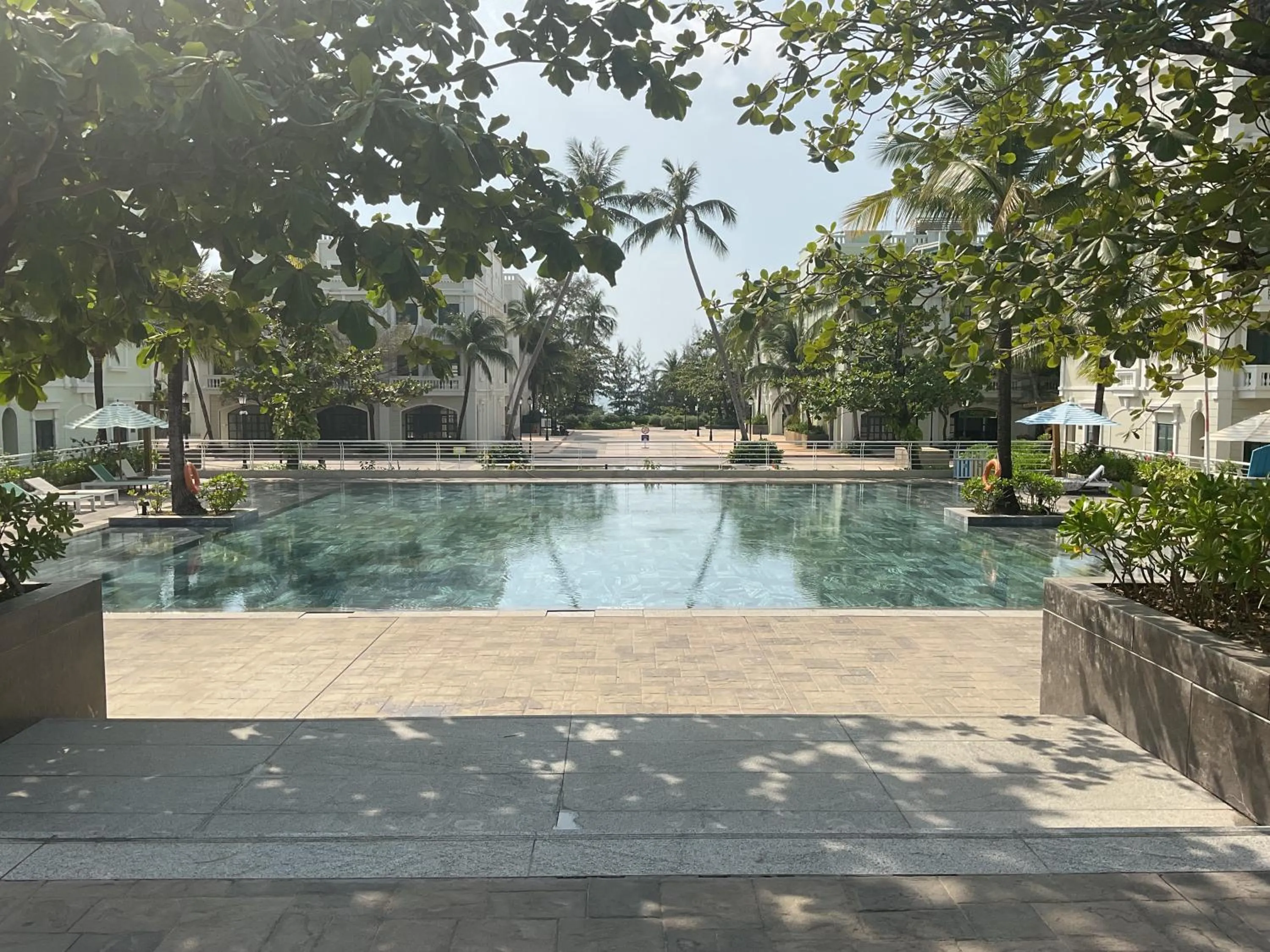 Swimming pool in Green Inn Phu Quoc Hotel