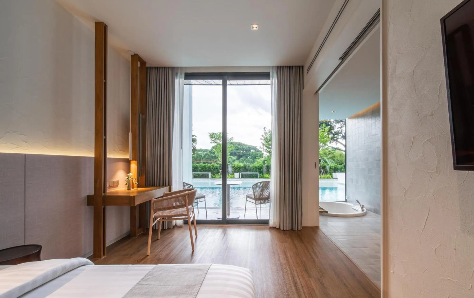 Bed in Riva Vista Riverfront Resort Chiang Rai