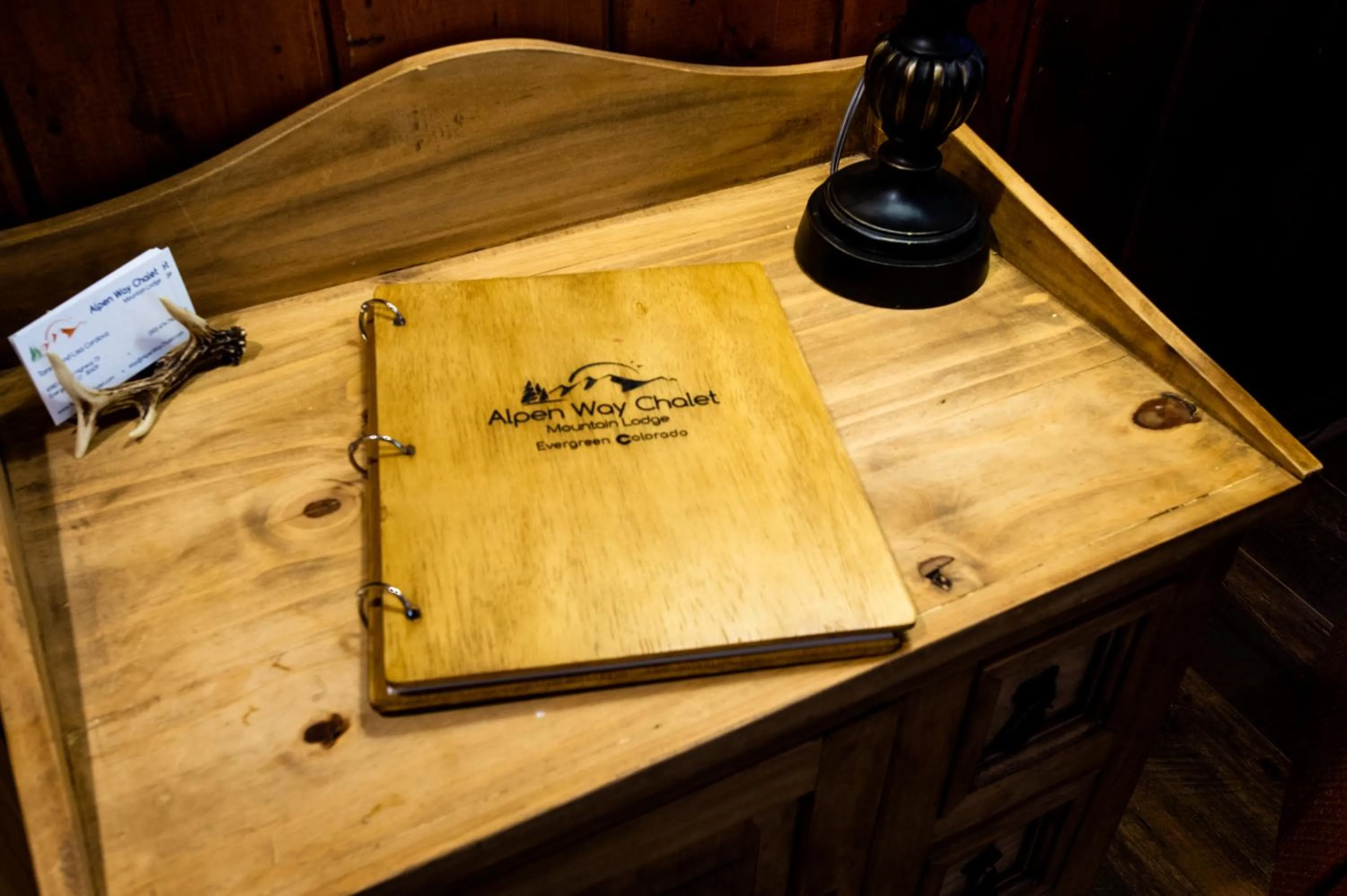 Property logo or sign in Alpen Way Chalet Mountain Lodge