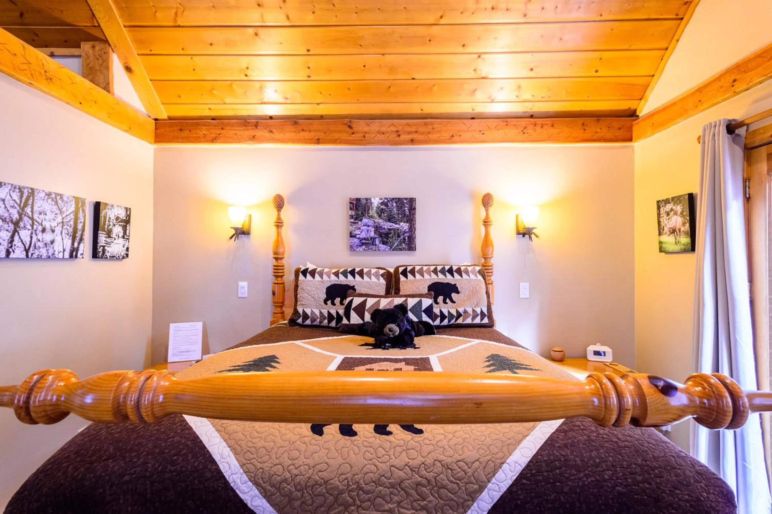 Bed in Alpen Way Chalet Mountain Lodge
