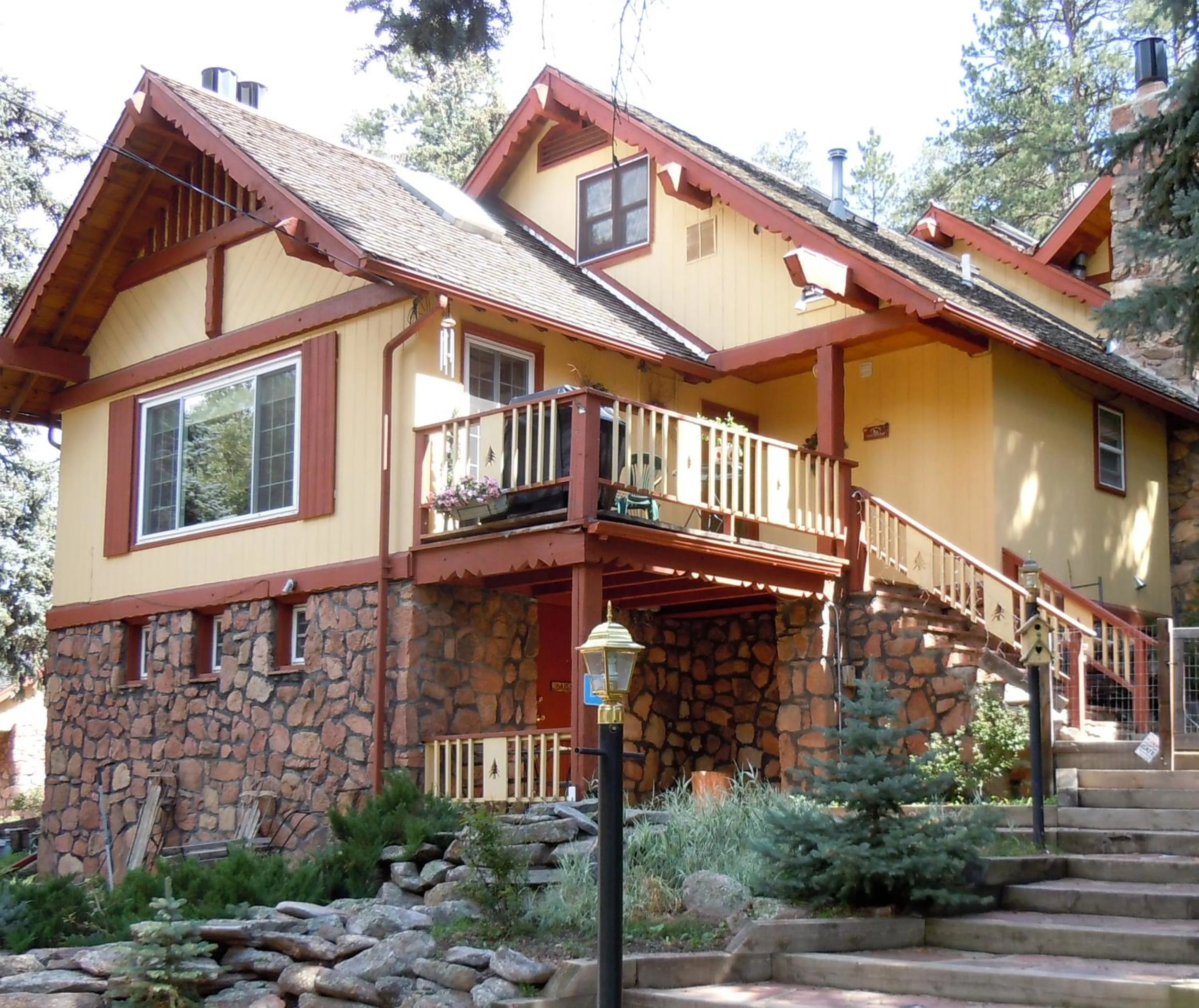 Facade/entrance in Alpen Way Chalet Mountain Lodge