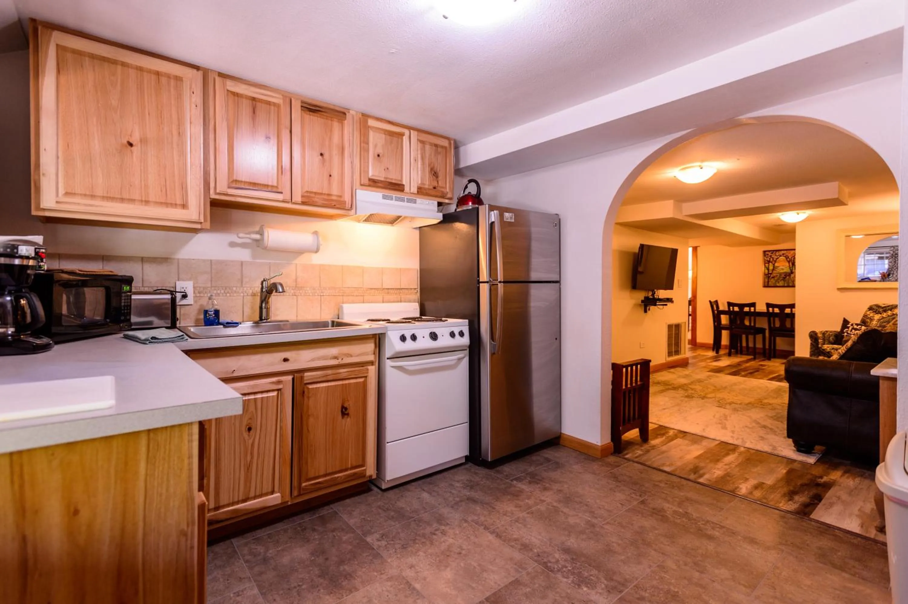 Living room in Alpen Way Chalet Mountain Lodge