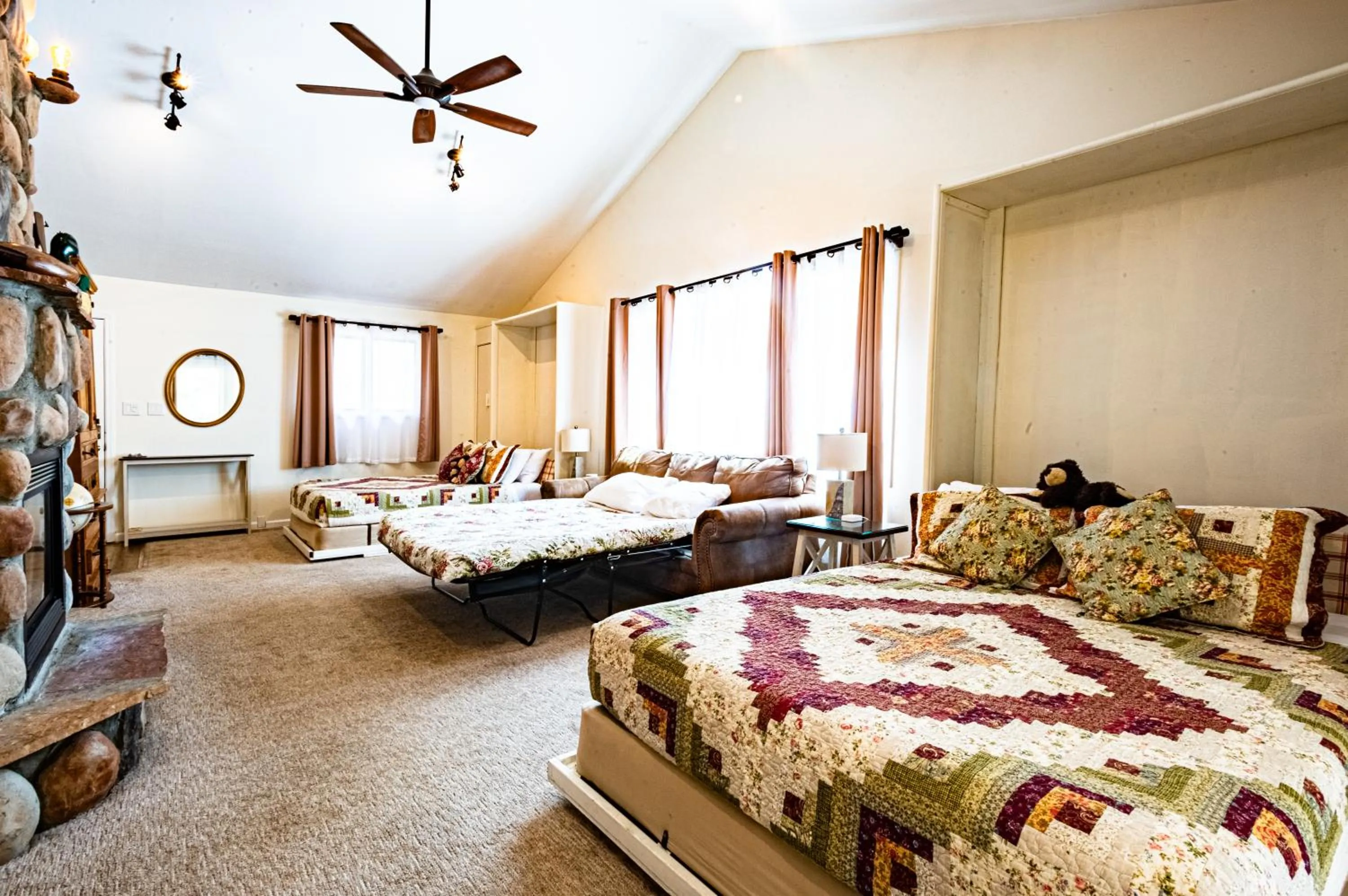 Bed in Alpen Way Chalet Mountain Lodge