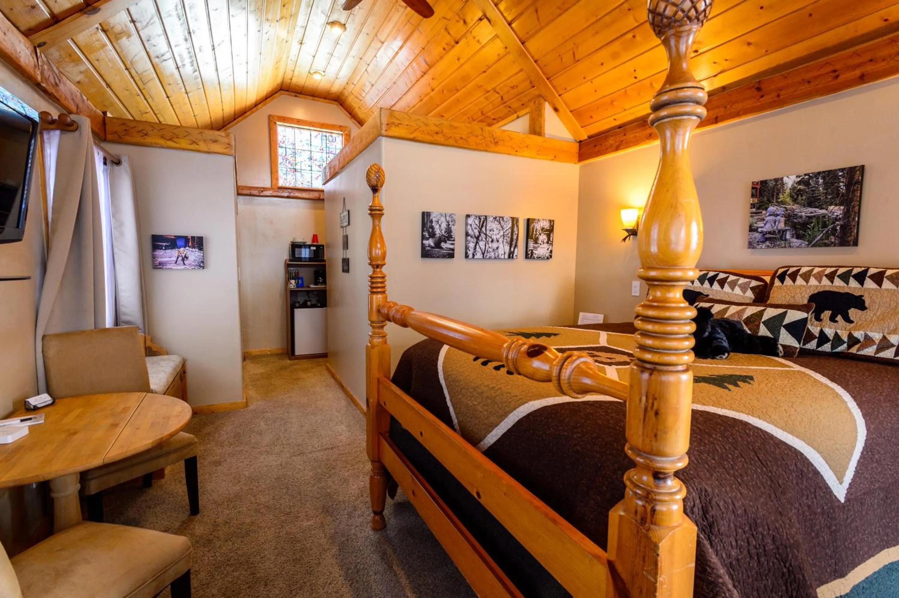 Bed in Alpen Way Chalet Mountain Lodge