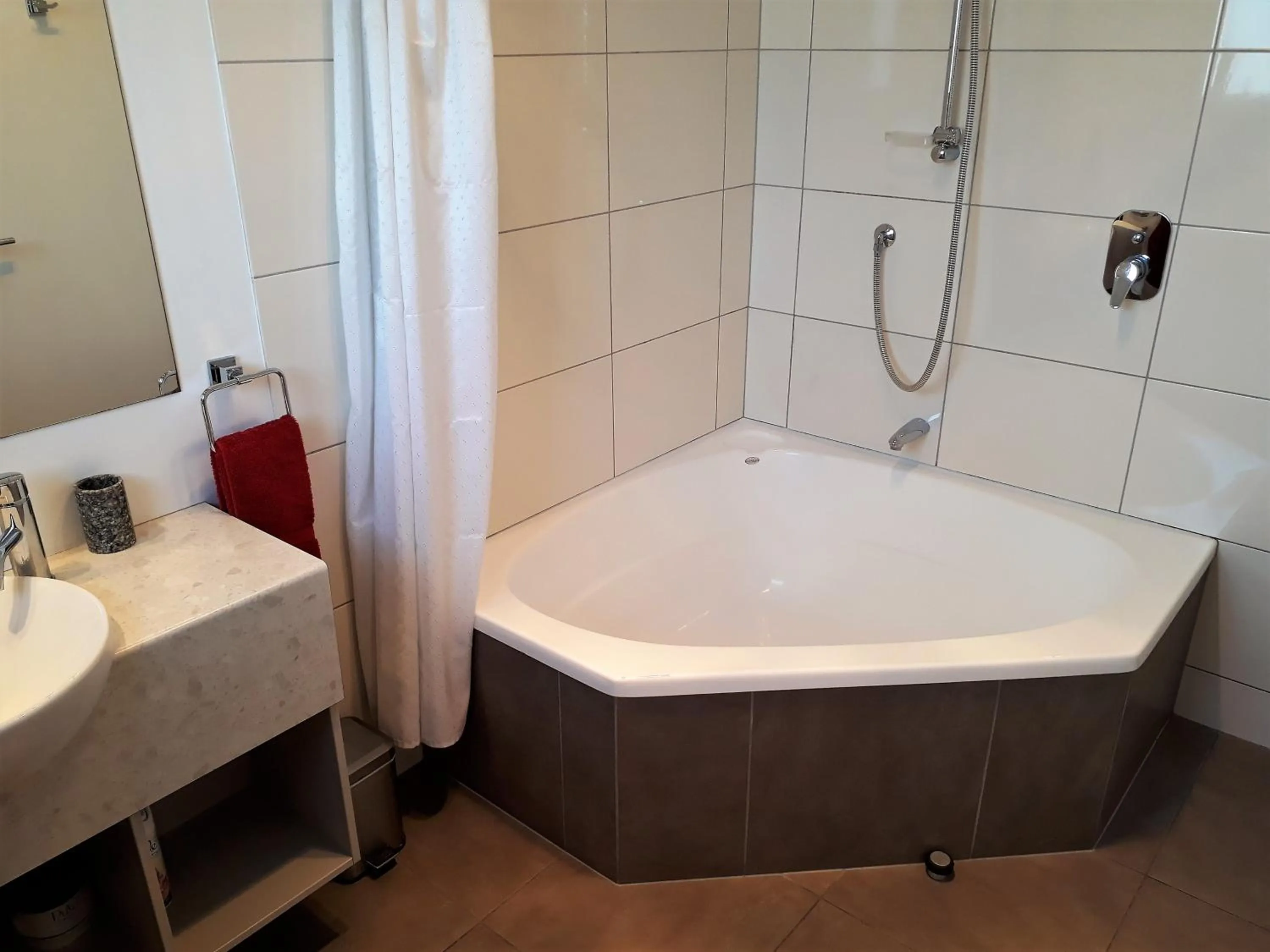 Bathroom in Mohua Motels