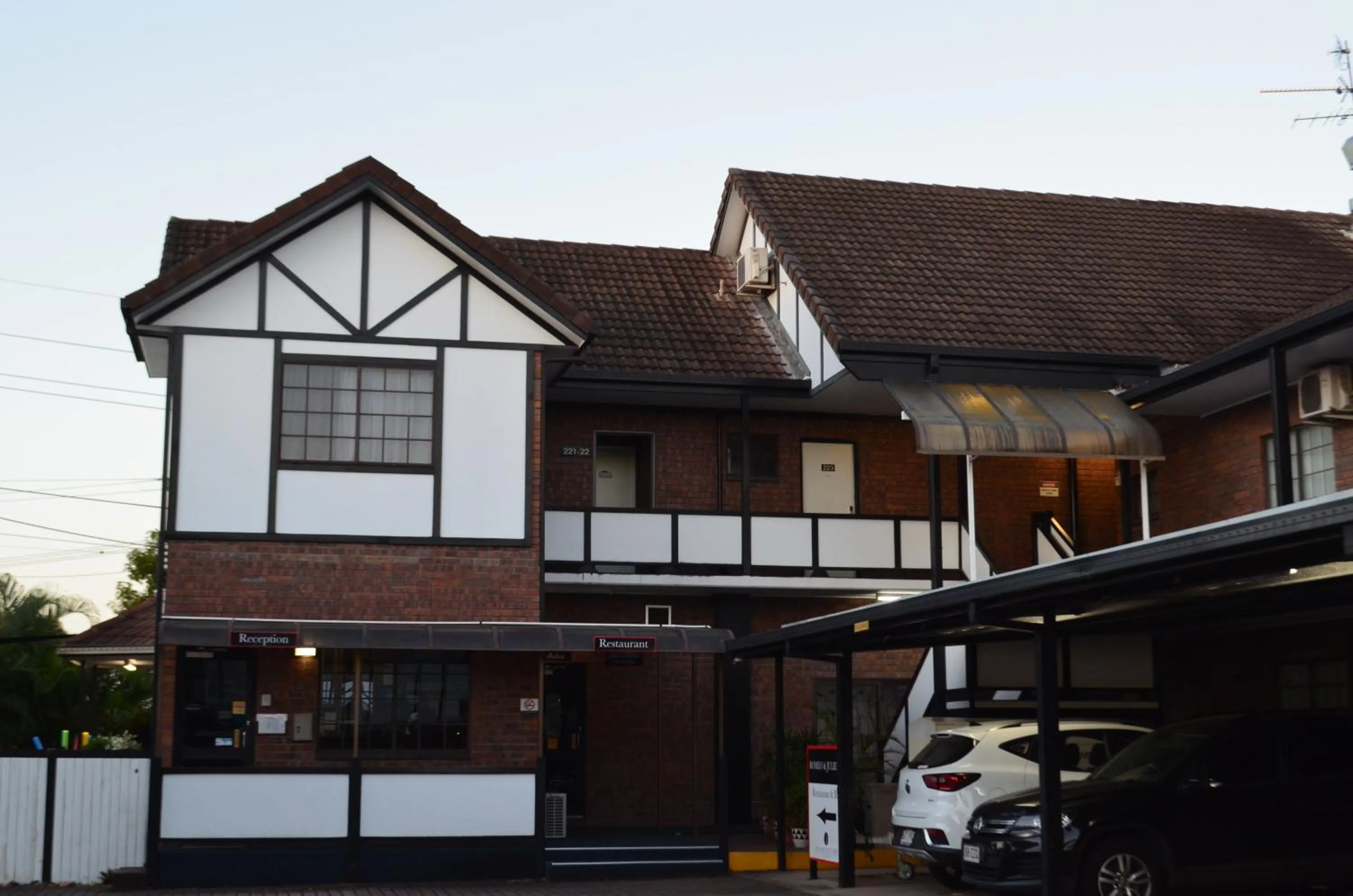 Property building in Shakespeare Motel