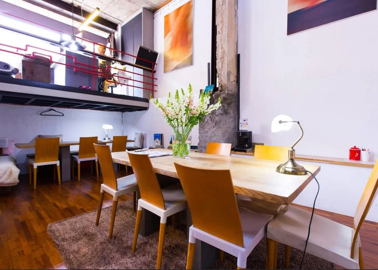 Decorative detail in I House Chinchin