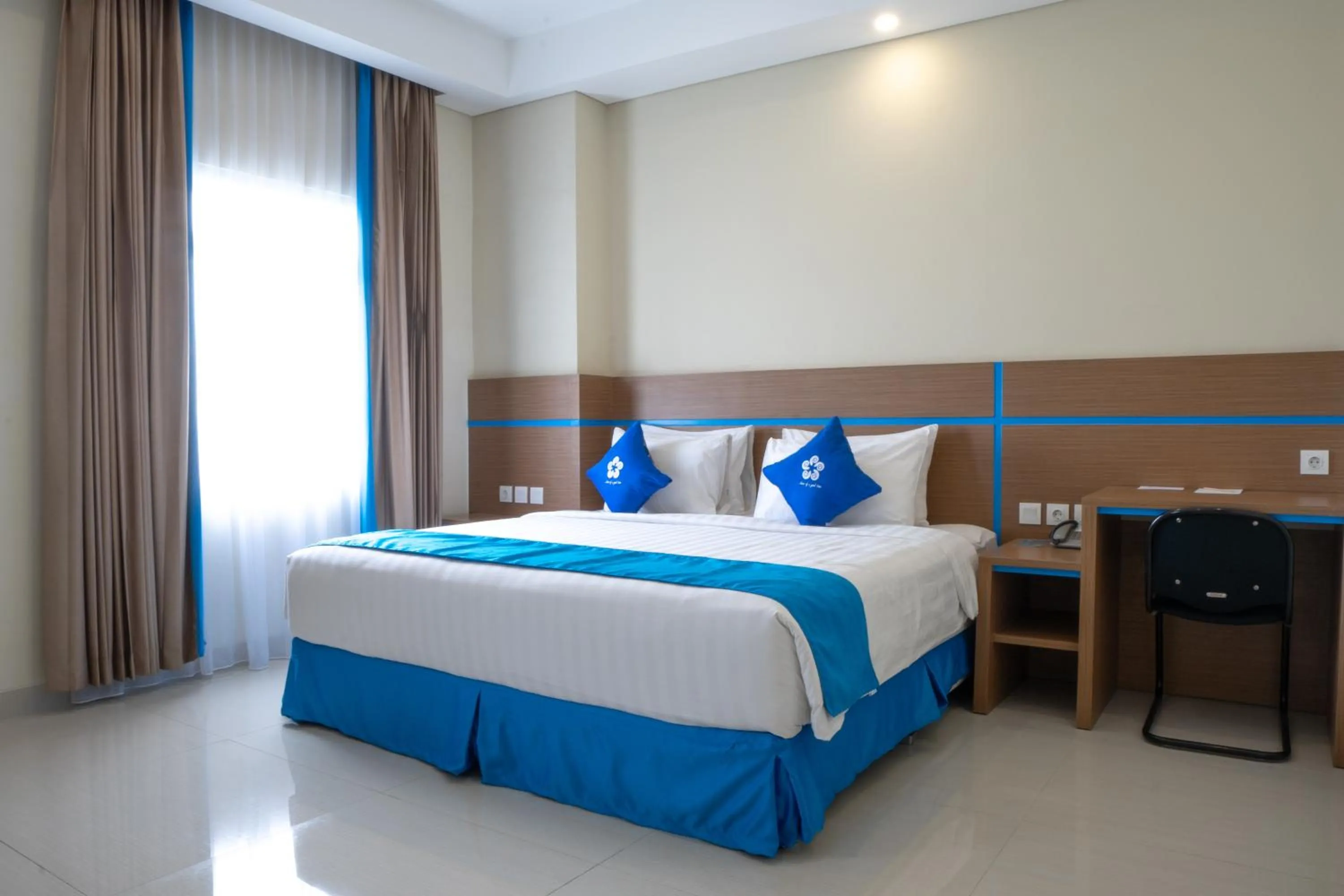 Bedroom, Bed in Hotel Brothers Solo