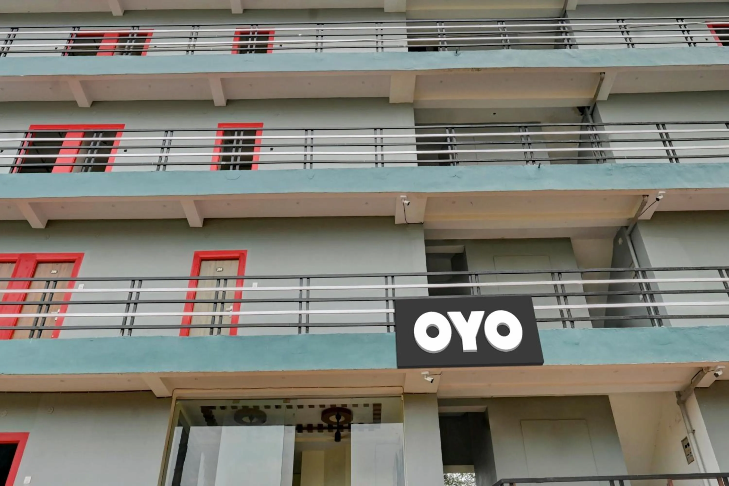 Facade/entrance in Hotel O Titanic