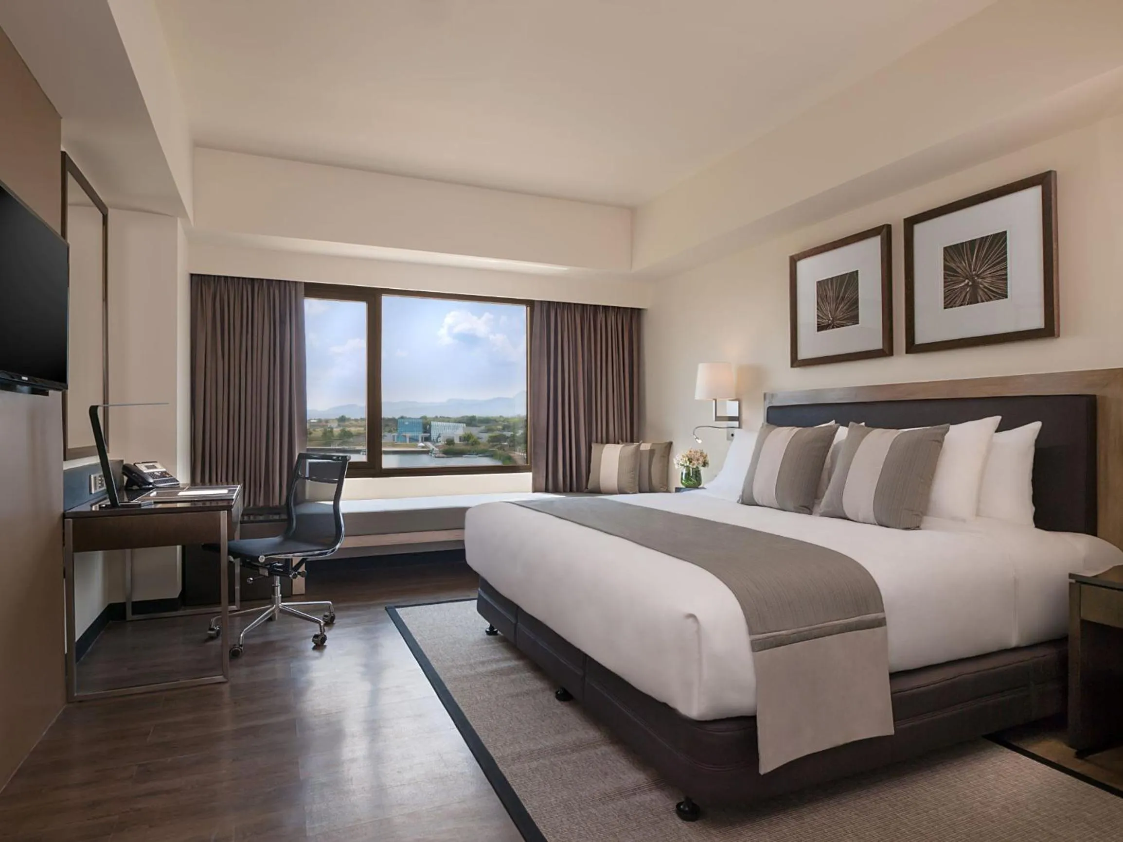 Bedroom, Bed in Seda Nuvali Laguna