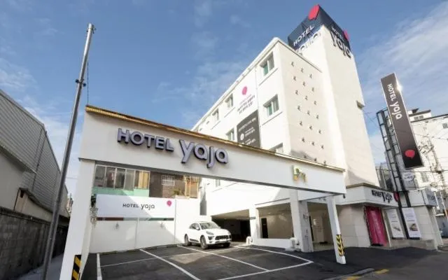 Property building in Hotel Yaja Gwangalli