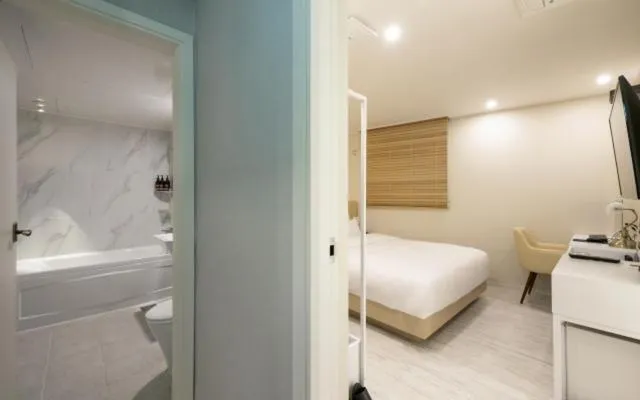 Bed in Hotel Yaja Gwangalli