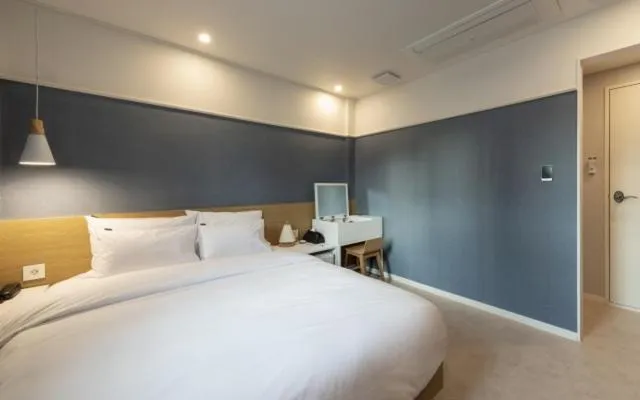 Bed in Hotel Yaja Gwangalli