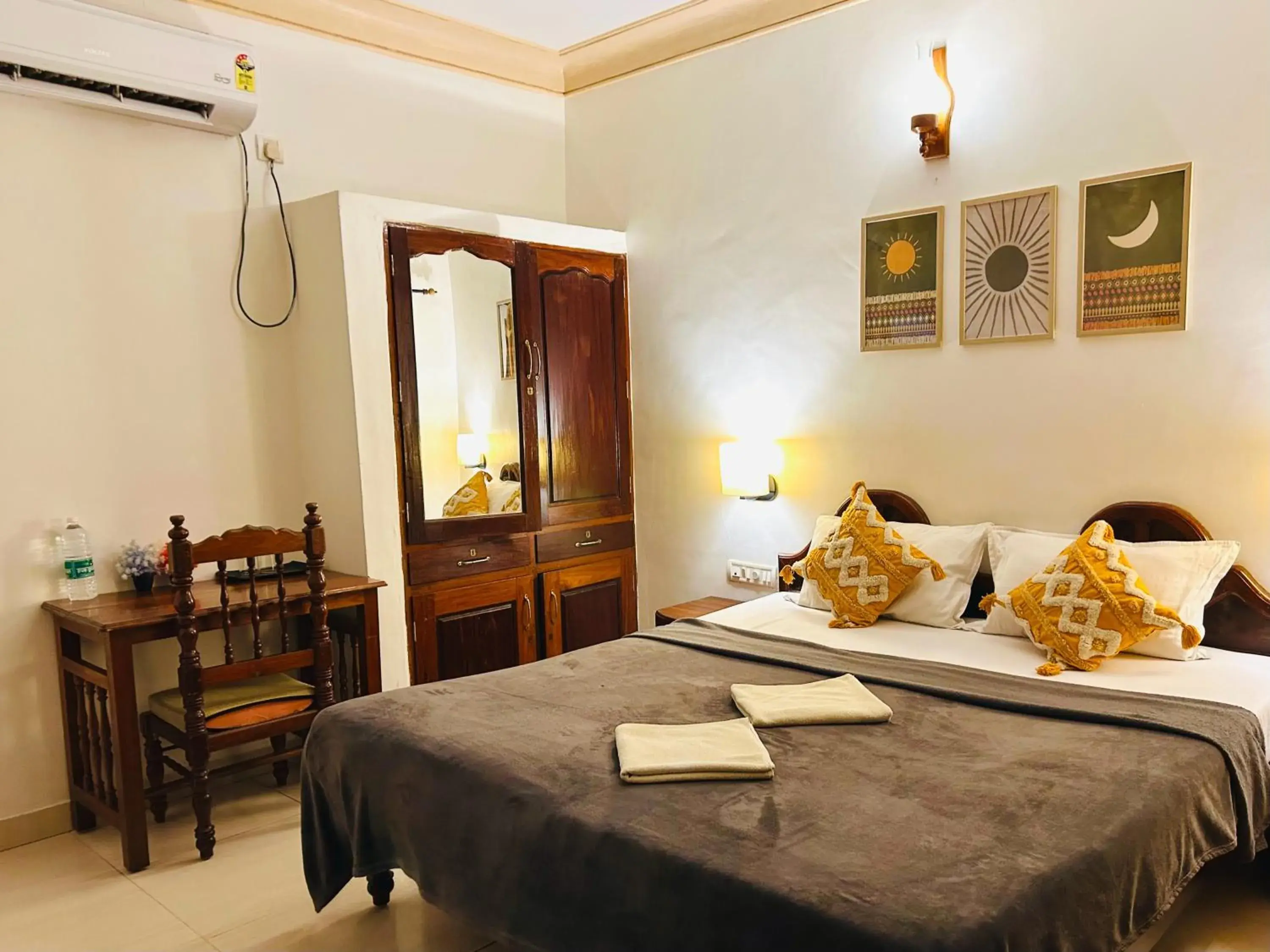 Superior Double Room in Hotel Sea View Palace - the beach hotel Superior Double Room in Hotel Sea View Palace - the beach hotel