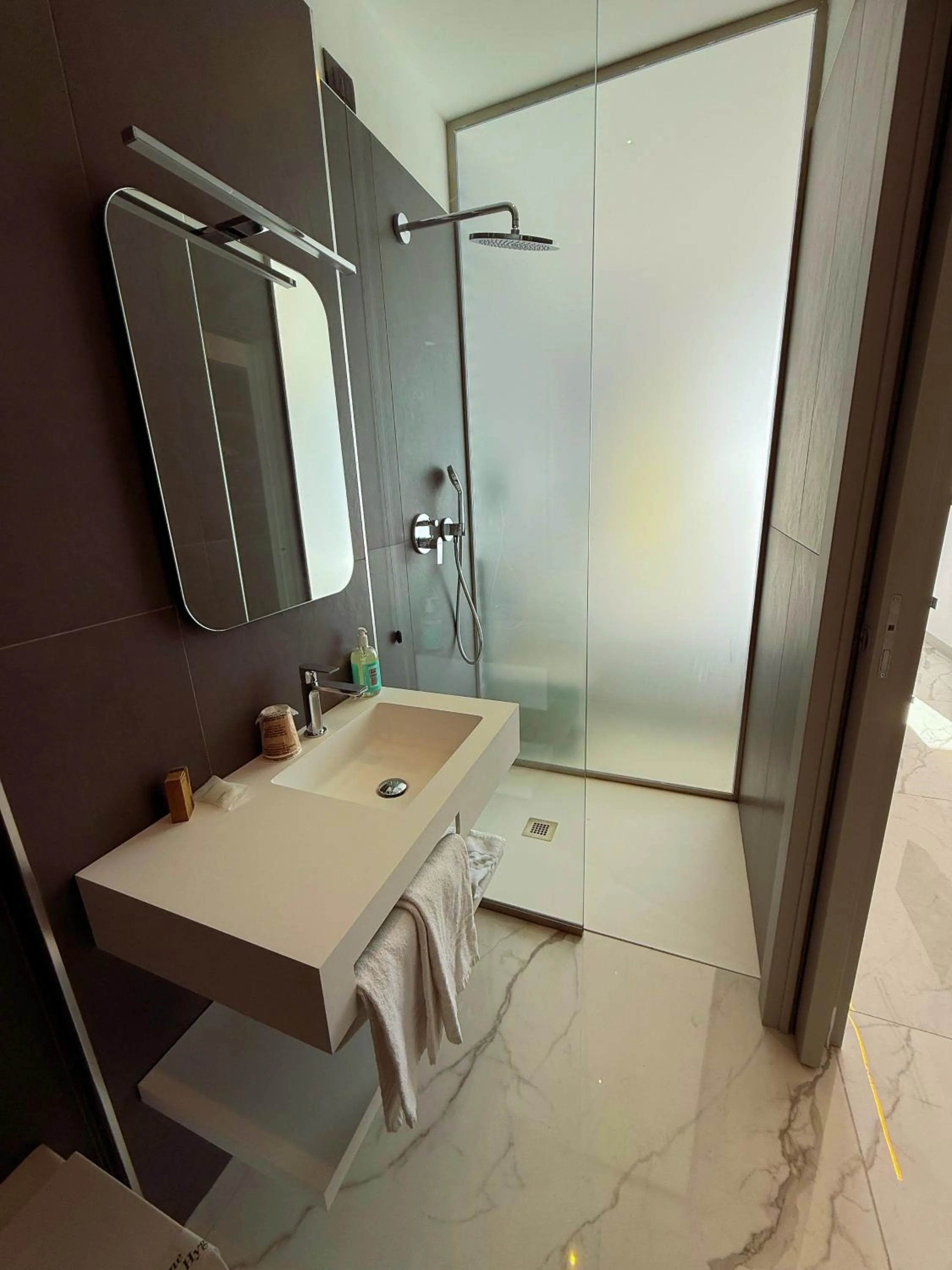 Bathroom in Hotel Villa Levi