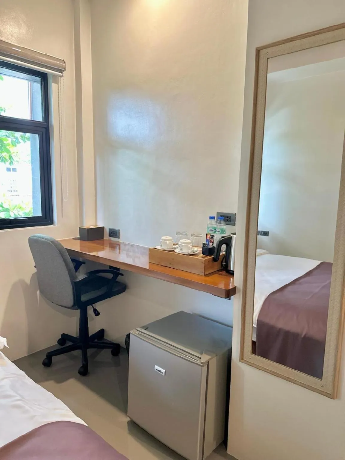 hair dresser, Bed in Koze Suites