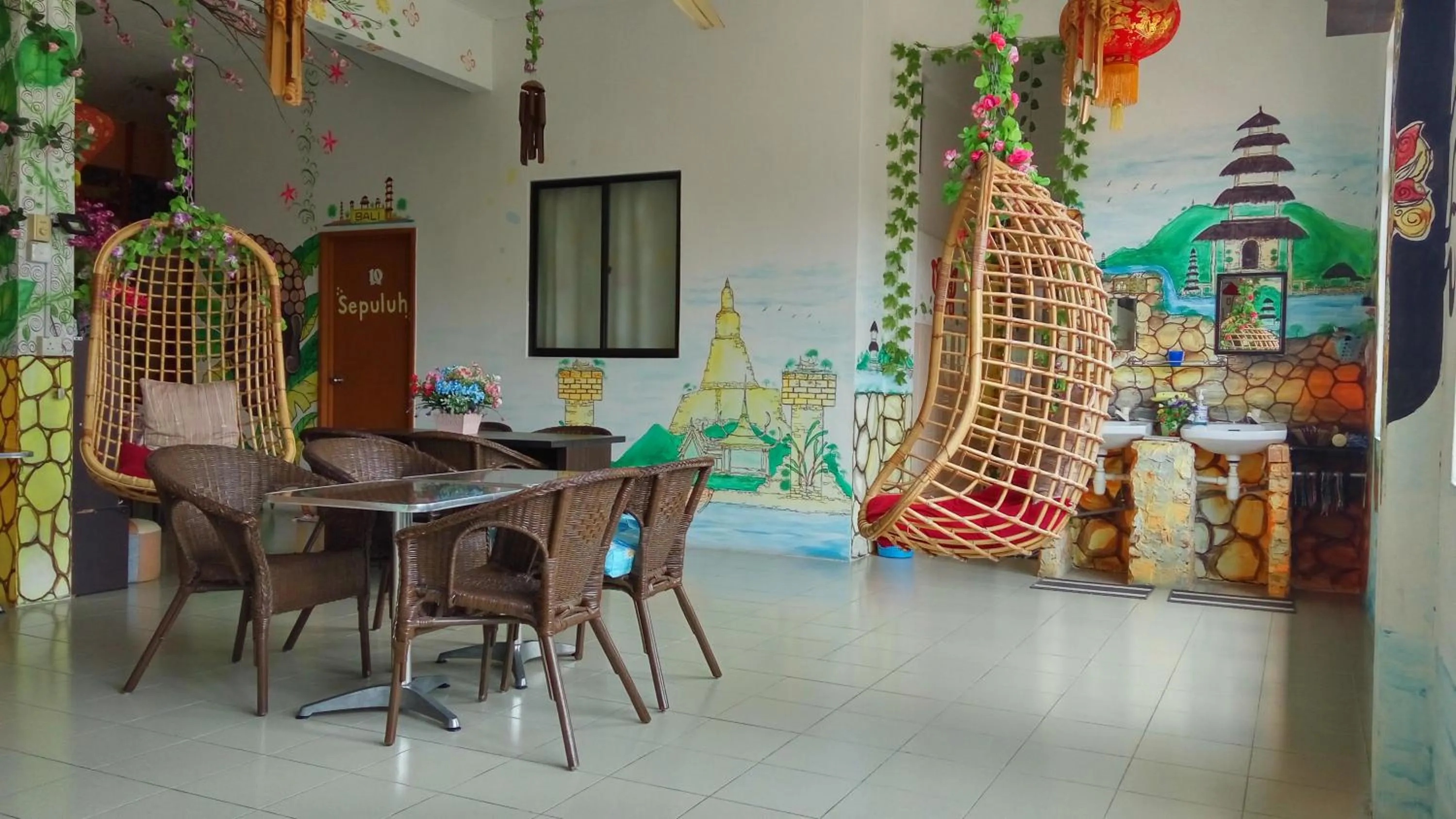 Dining area in Old Town Guest House