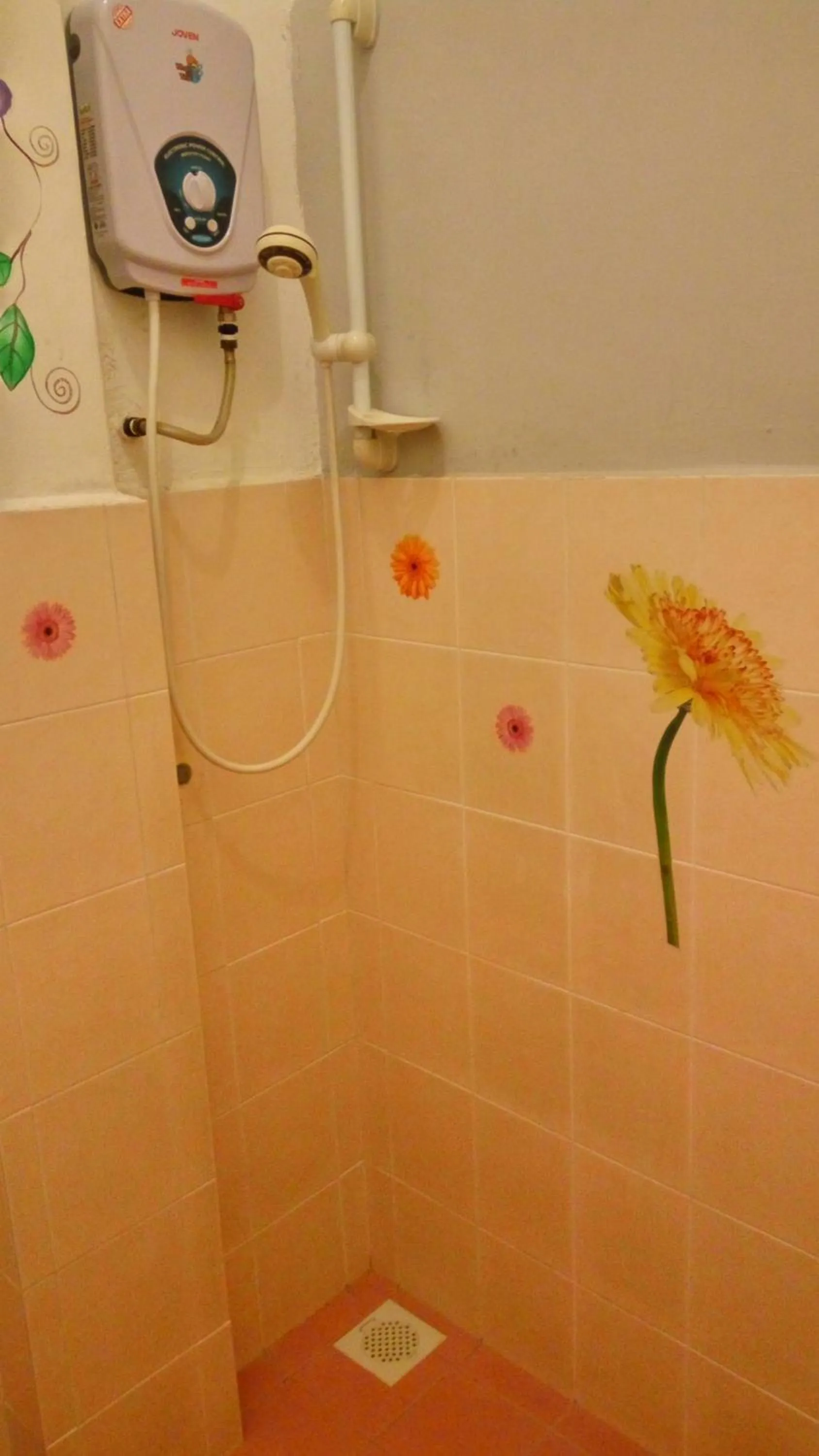 Shower in Old Town Guest House