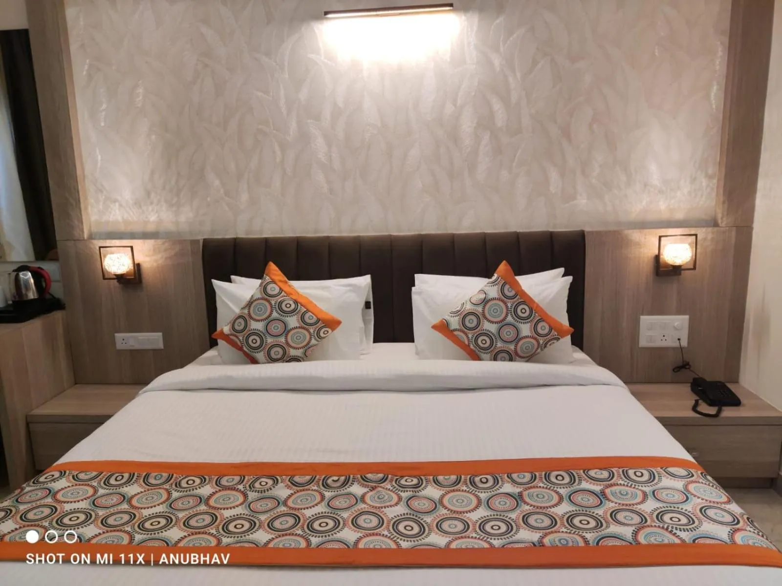 Bed in Hotel Golden Petals