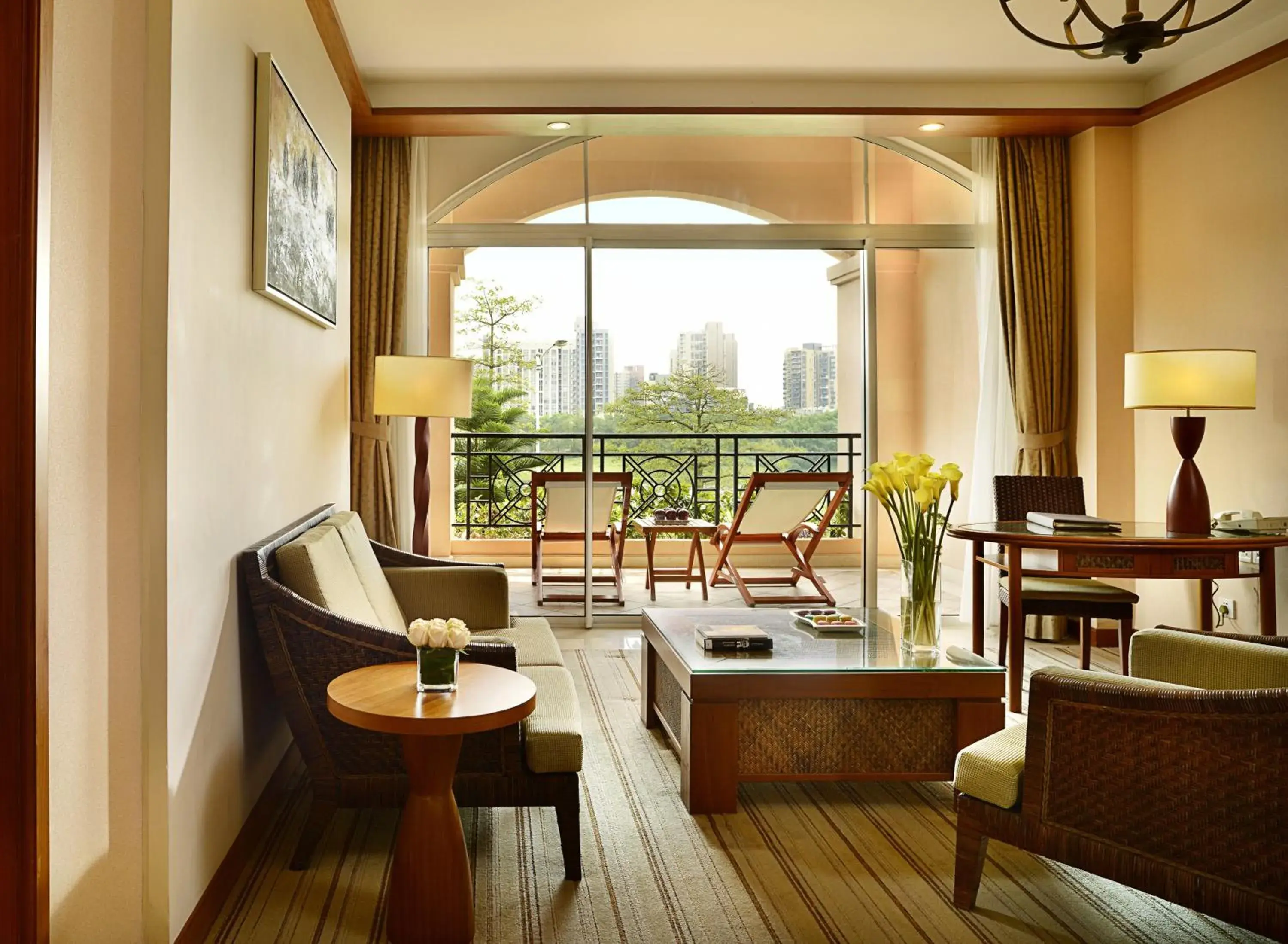 Superior Suite - single occupancy in Hillview Golf Resort Dongguan Superior Suite - single occupancy in Hillview Golf Resort Dongguan