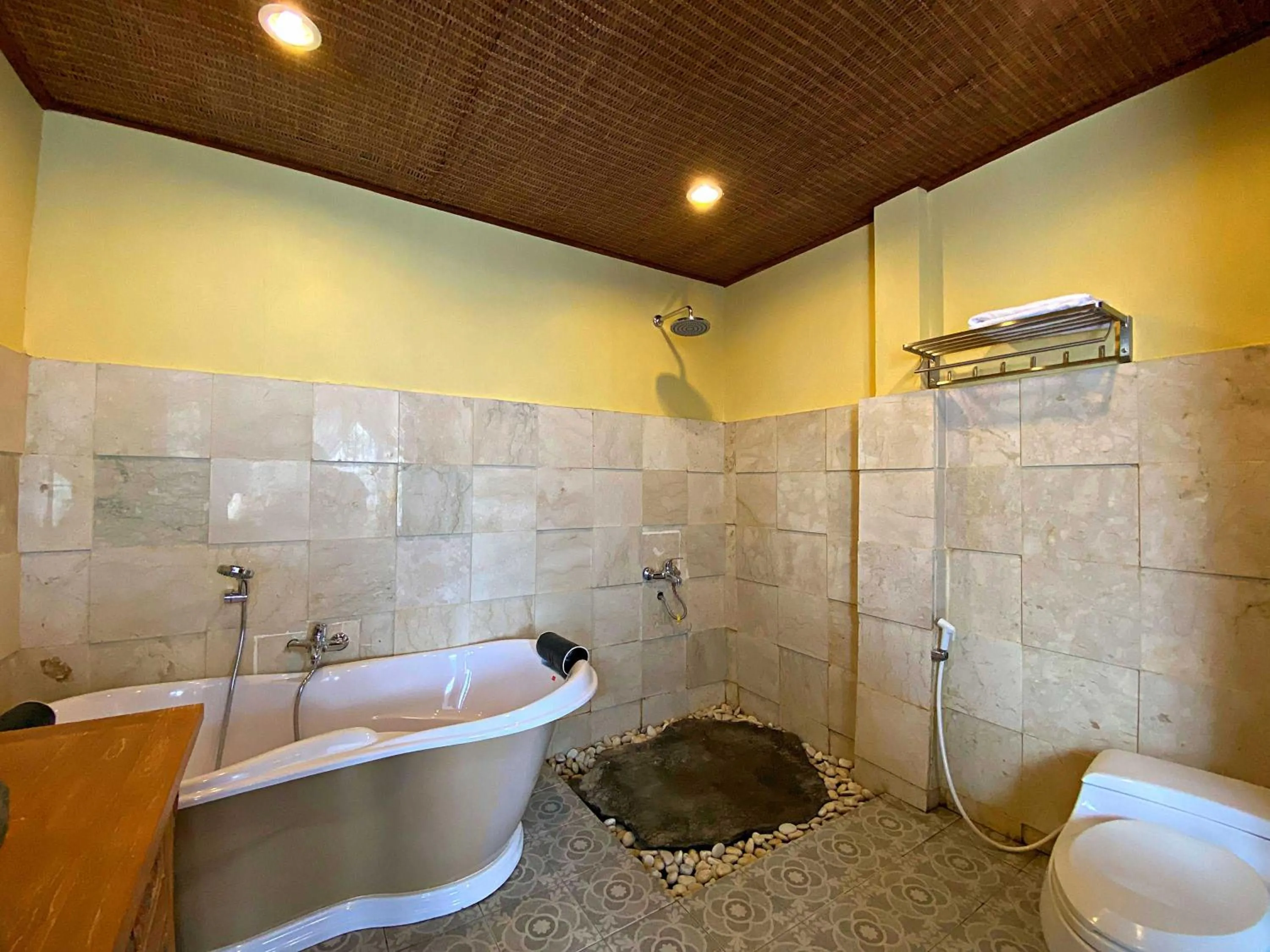 Shower in Uma Linggah Resort by Puri Signatures