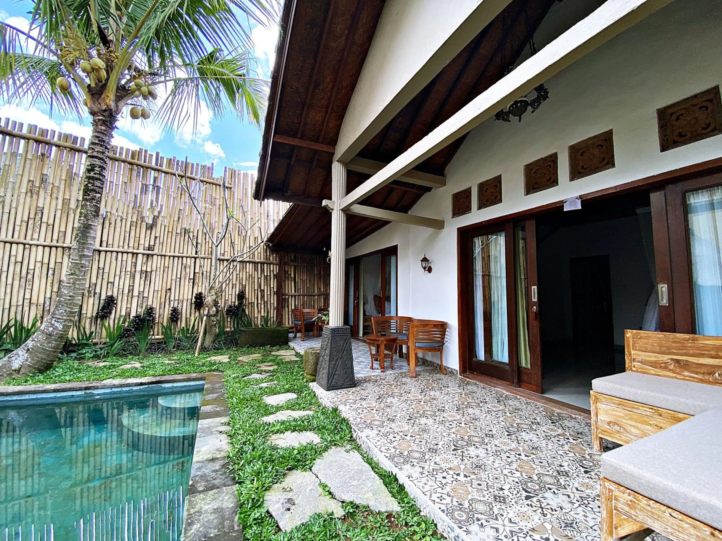 Property building in Uma Linggah Resort by Puri Signatures