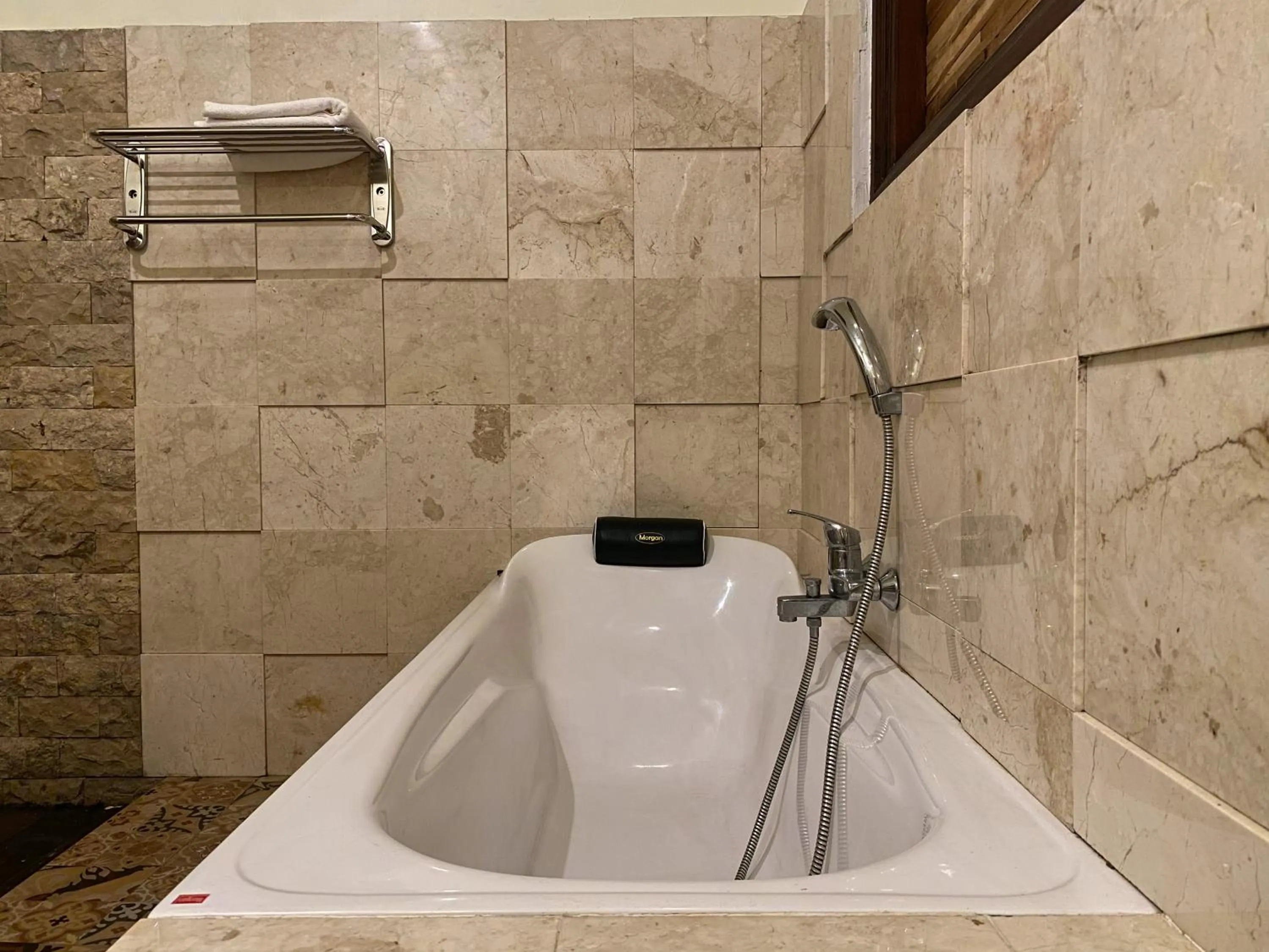 Shower in Uma Linggah Resort by Puri Signatures