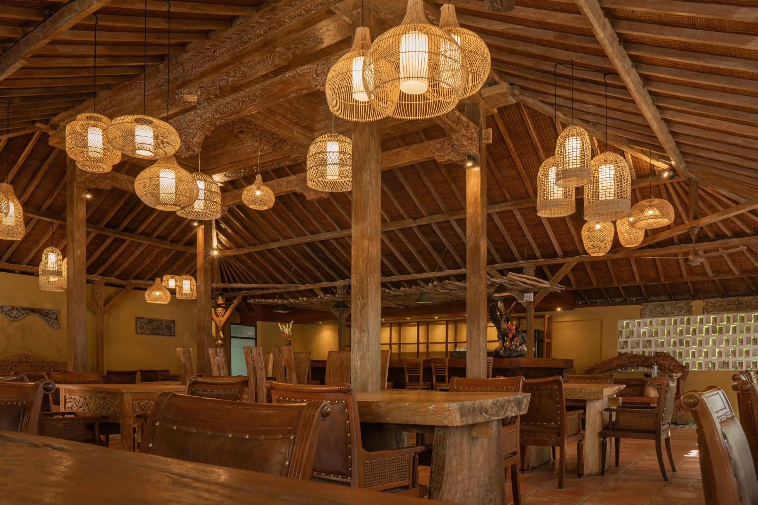 Restaurant/places to eat in Uma Linggah Resort by Puri Signatures