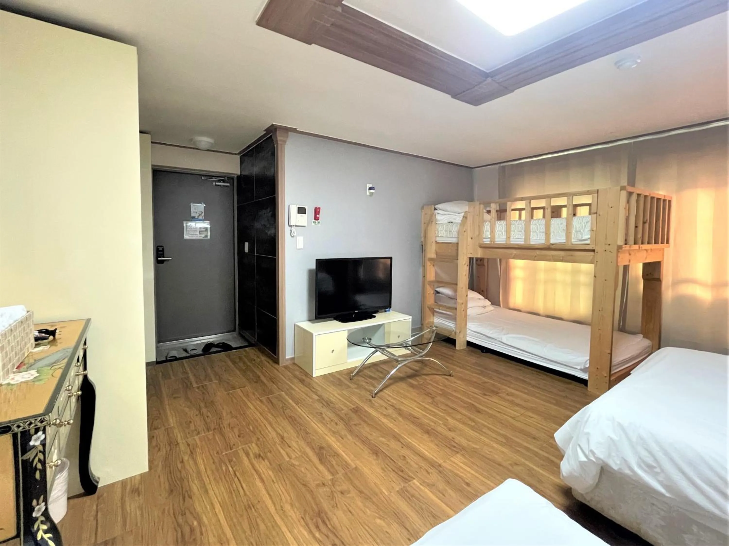 Bed in HY Choi Hostel