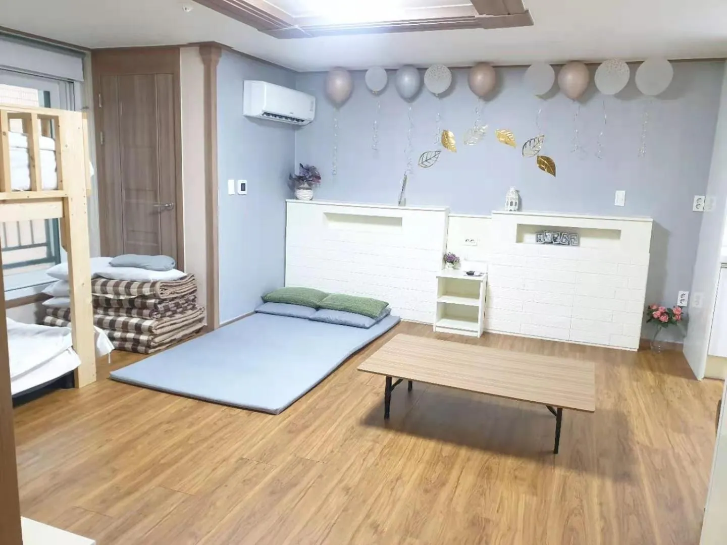 Bed in HY Choi Hostel