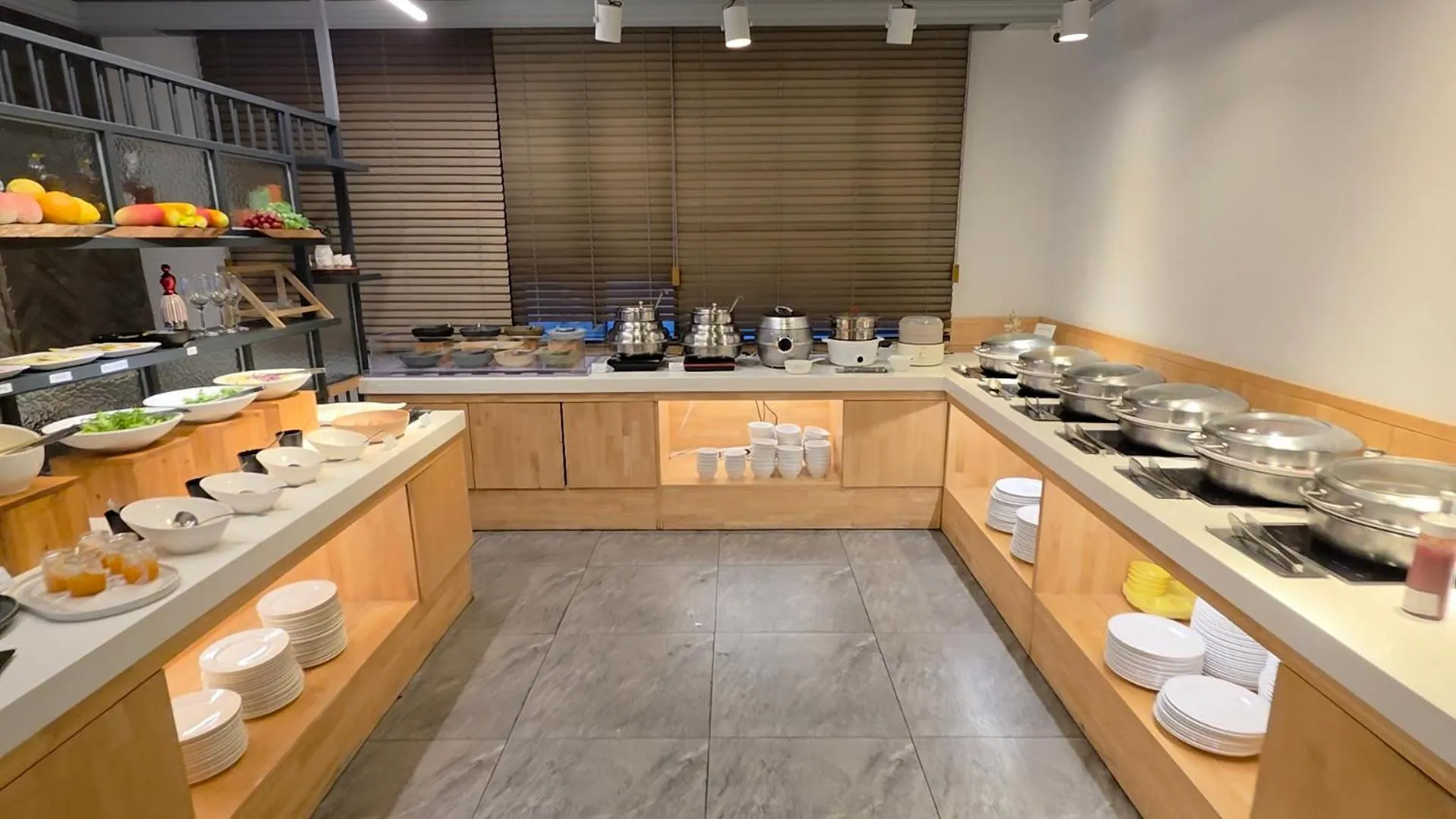 Buffet breakfast in JB Design Hotel