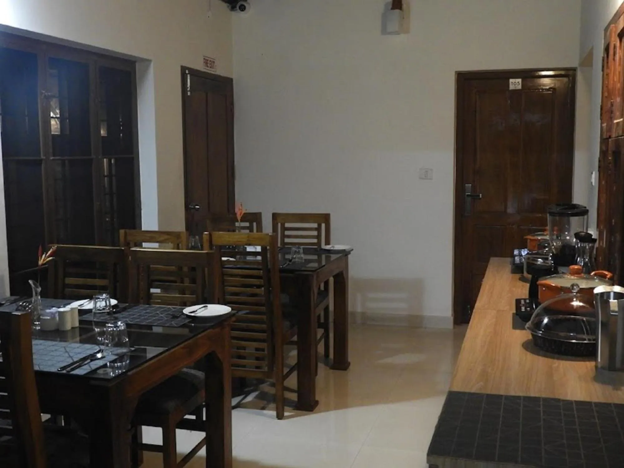 Restaurant/places to eat in Alfred Place