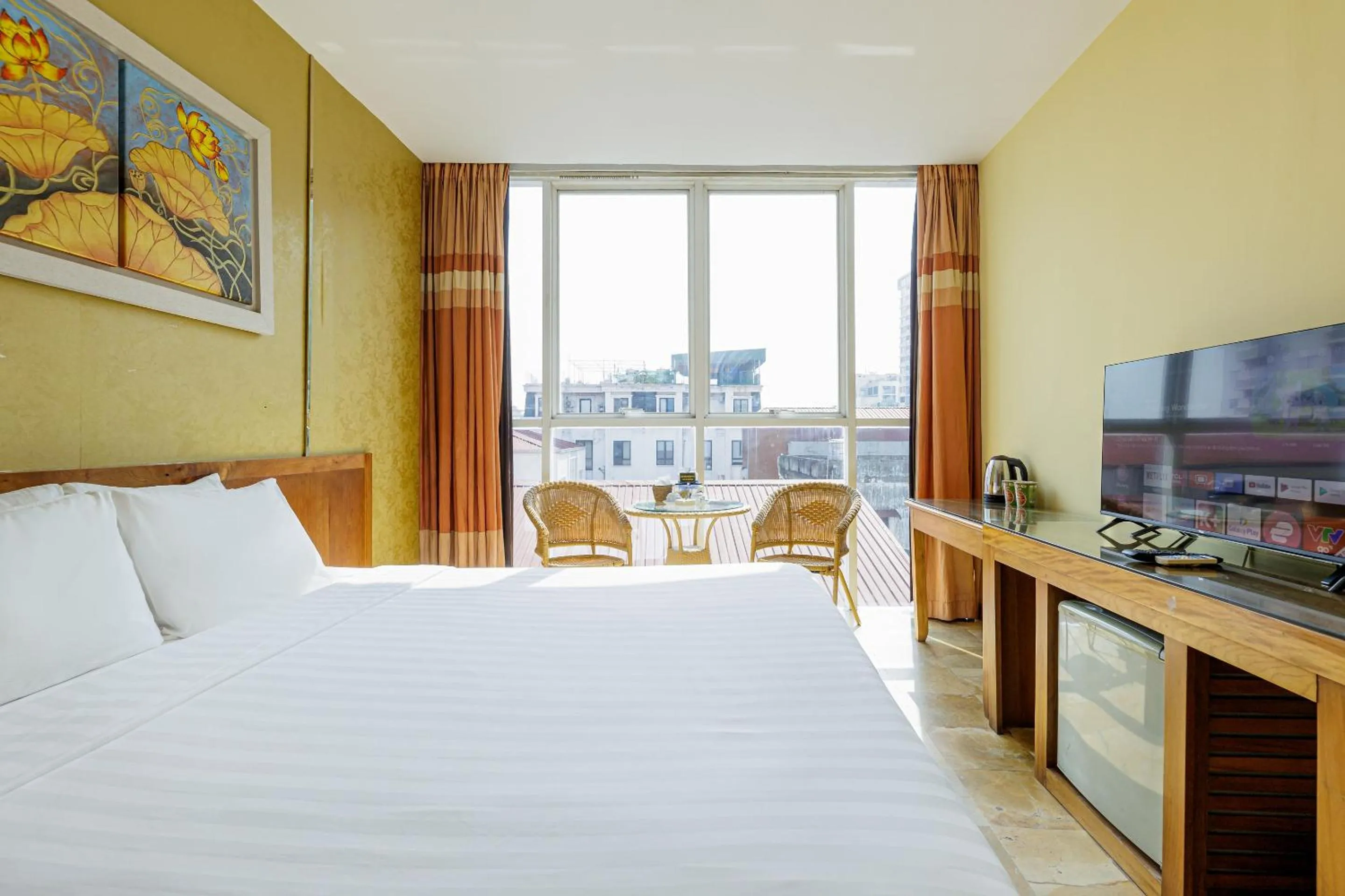 Bedroom, Bed in Collection O Le Grand Hanoi hotel - The Sun