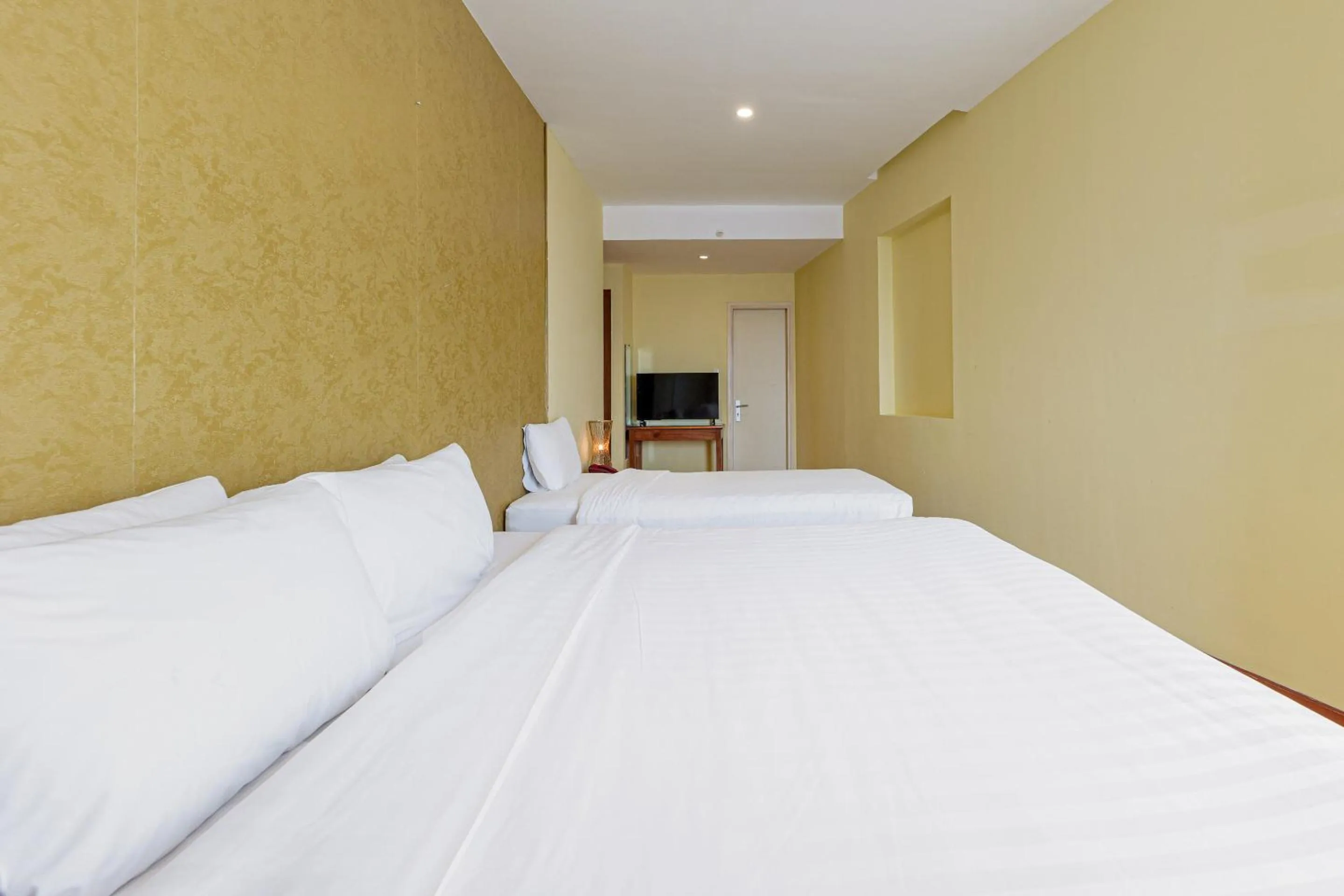 Bedroom, Bed in Collection O Le Grand Hanoi hotel - The Sun