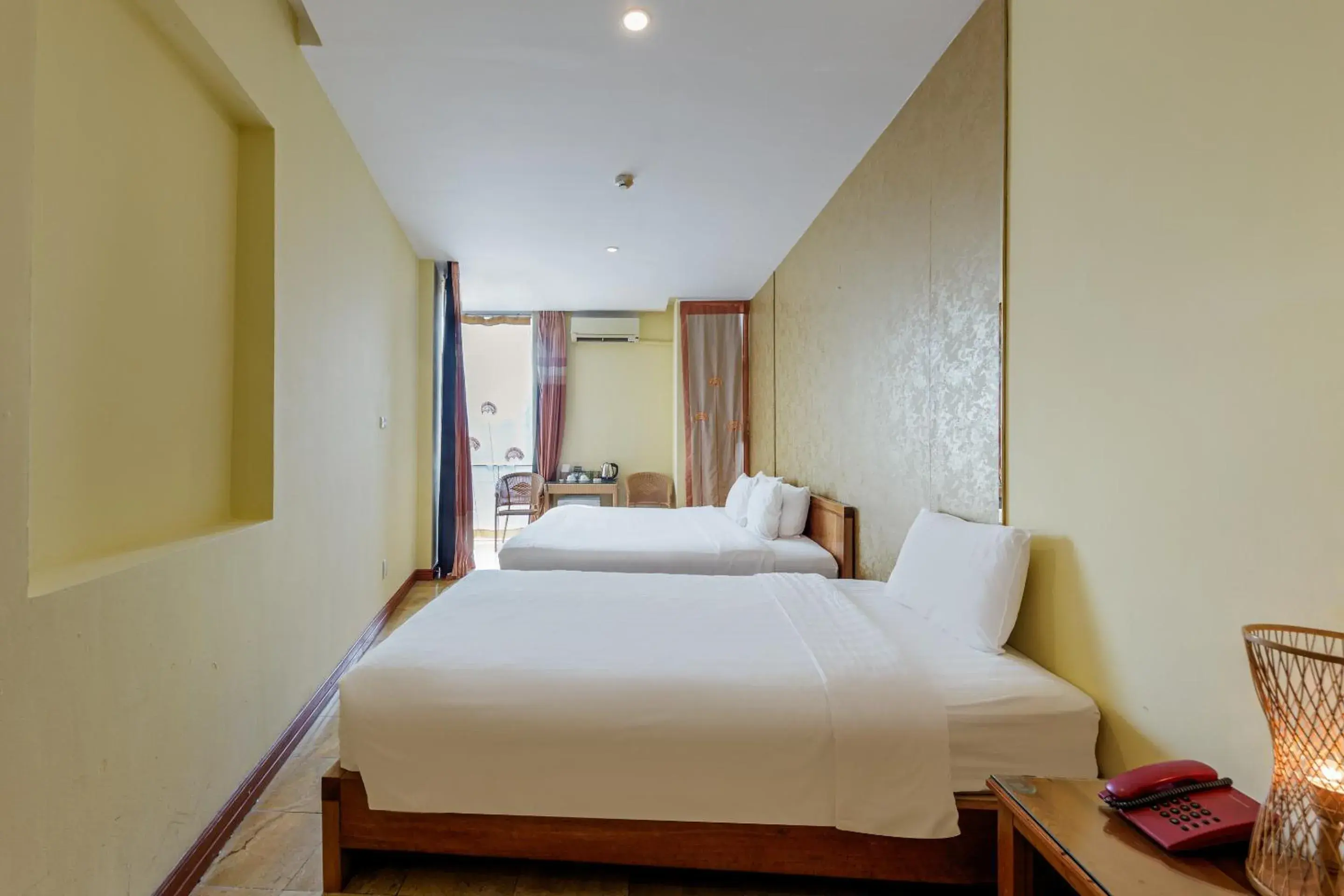 Superior Triple Room in Collection O Le Grand Hanoi hotel - The Sun Superior Triple Room in Collection O Le Grand Hanoi hotel - The Sun